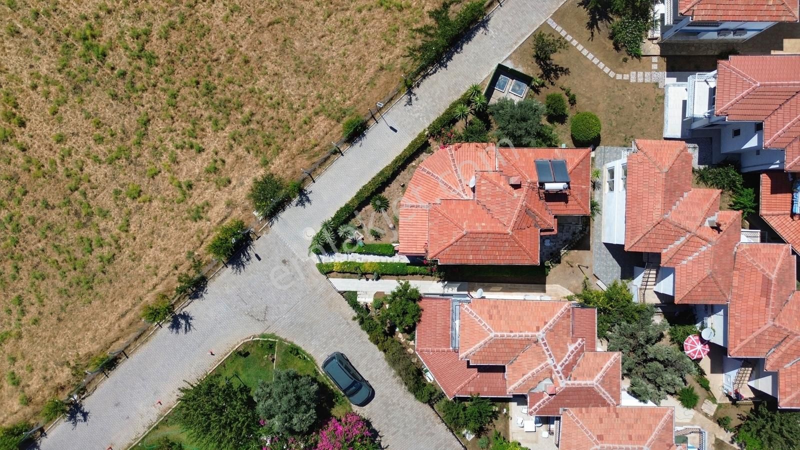 Raykent Sitesi | En Ön Sıra Plaja 200m.manzaralı Alt+üst 2 Daire - Görsel 26