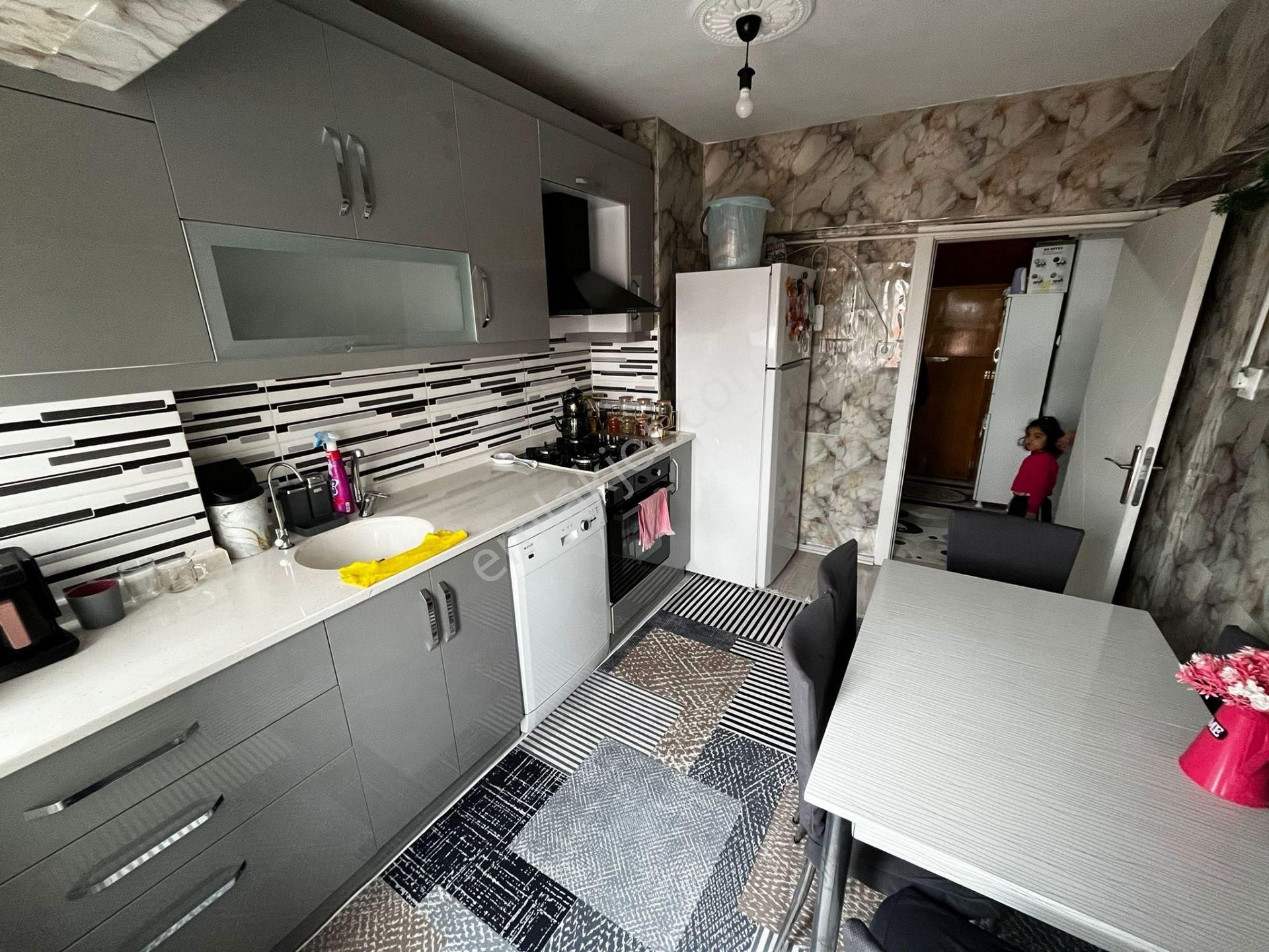 Sincan Mareşal Çakmak Mh.de 4+1 Teraslı Satılık Daire - Görsel 3