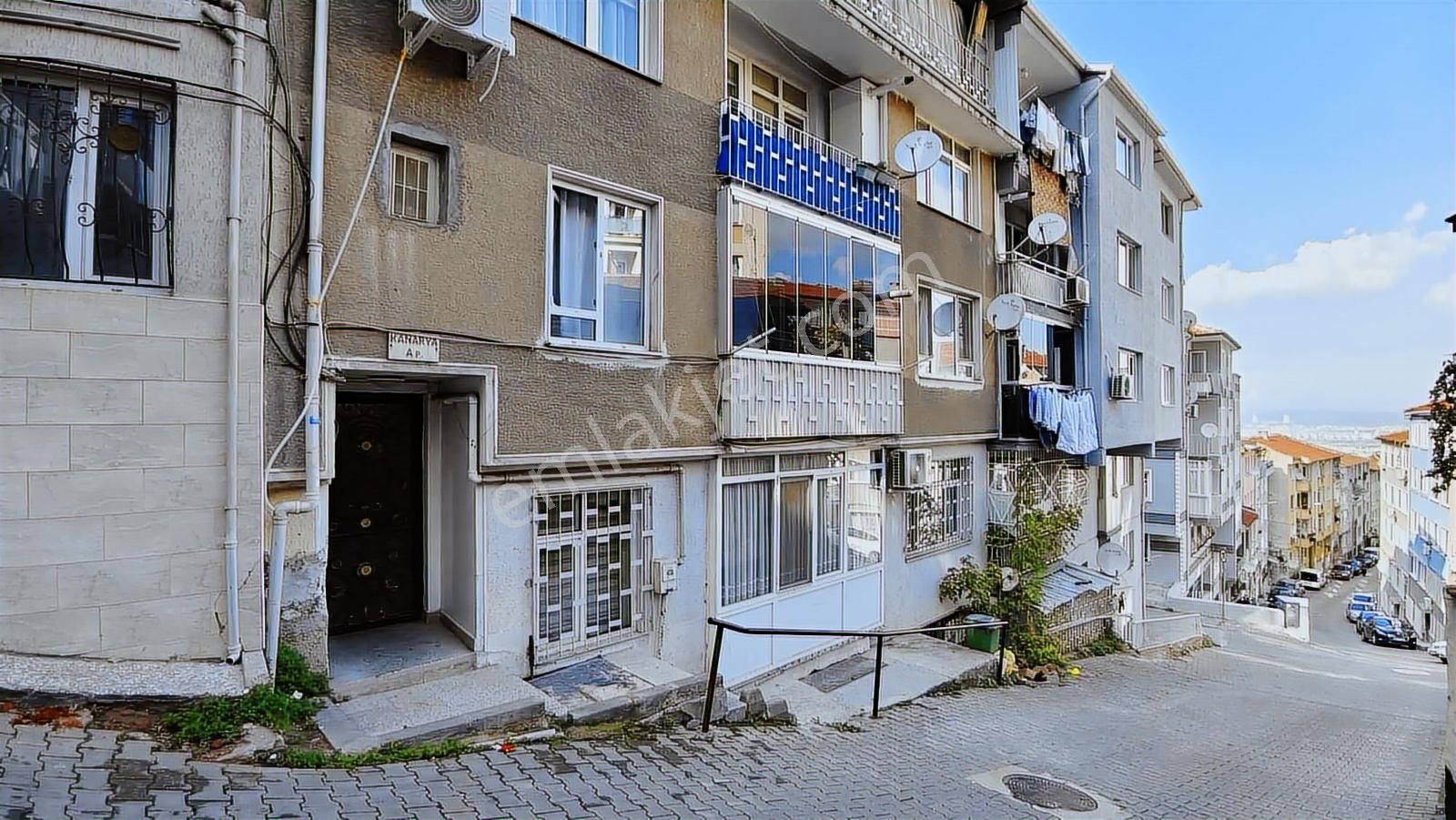 Remax Leon Bursa Yıldırım Karamazak 'ta 2+1 Satılık Daire
