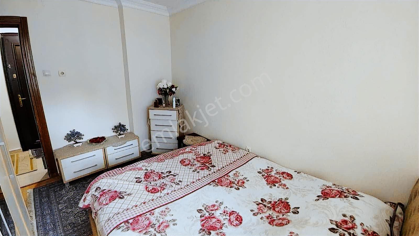 Remax Leon Bursa Yıldırım Karamazak 'ta 2+1 Satılık Daire - Görsel 2