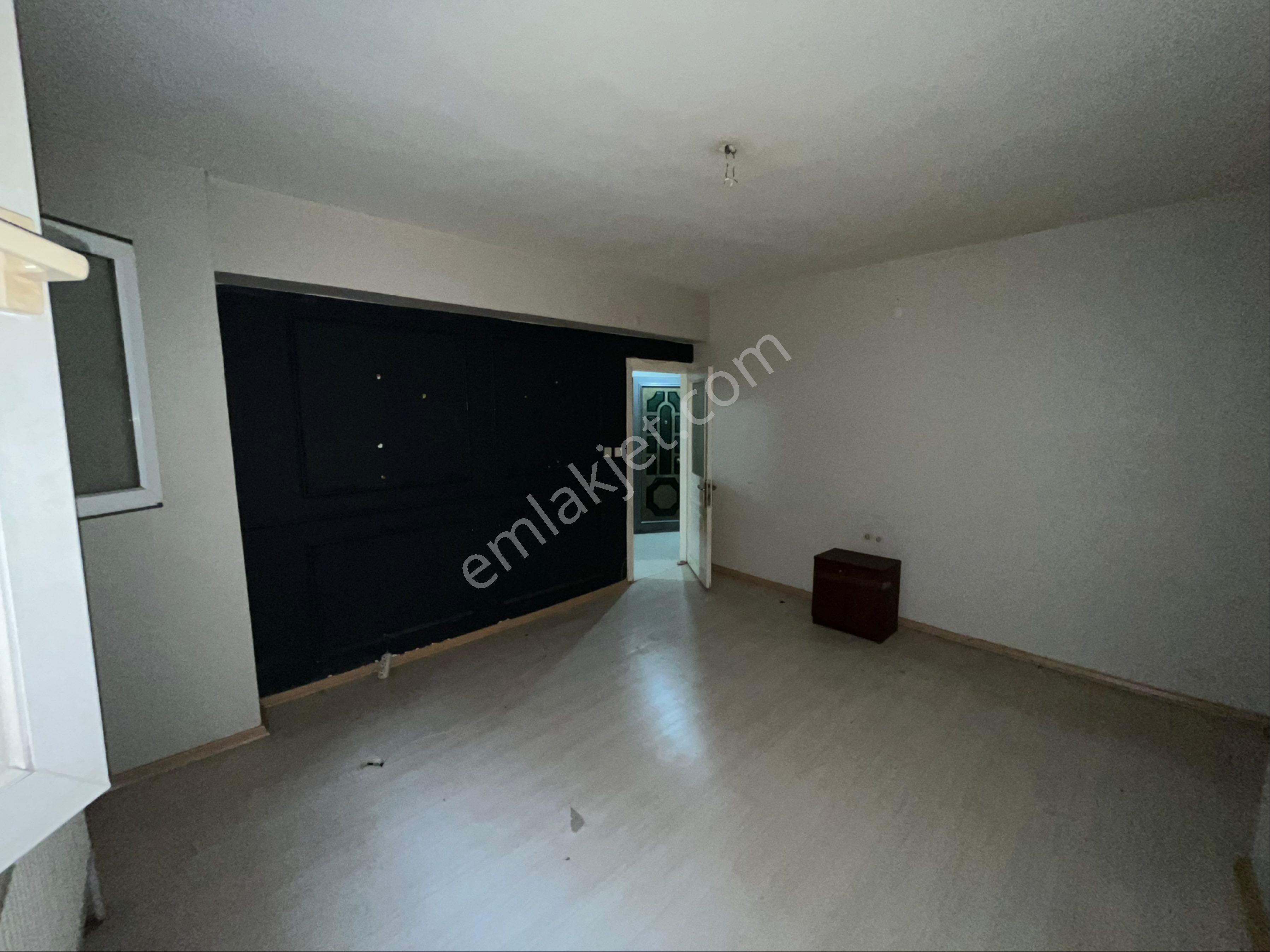 Molla Team'den Pazariçi'nde 36m² Özel Bahçe Kullanımlı 2+1