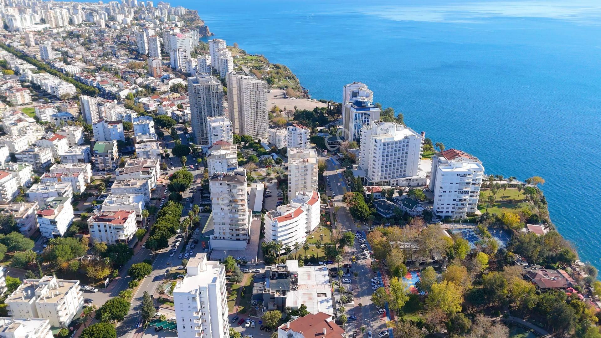 Antalya Lara Üst Düzey Konforlu Yaşam - Görsel 31