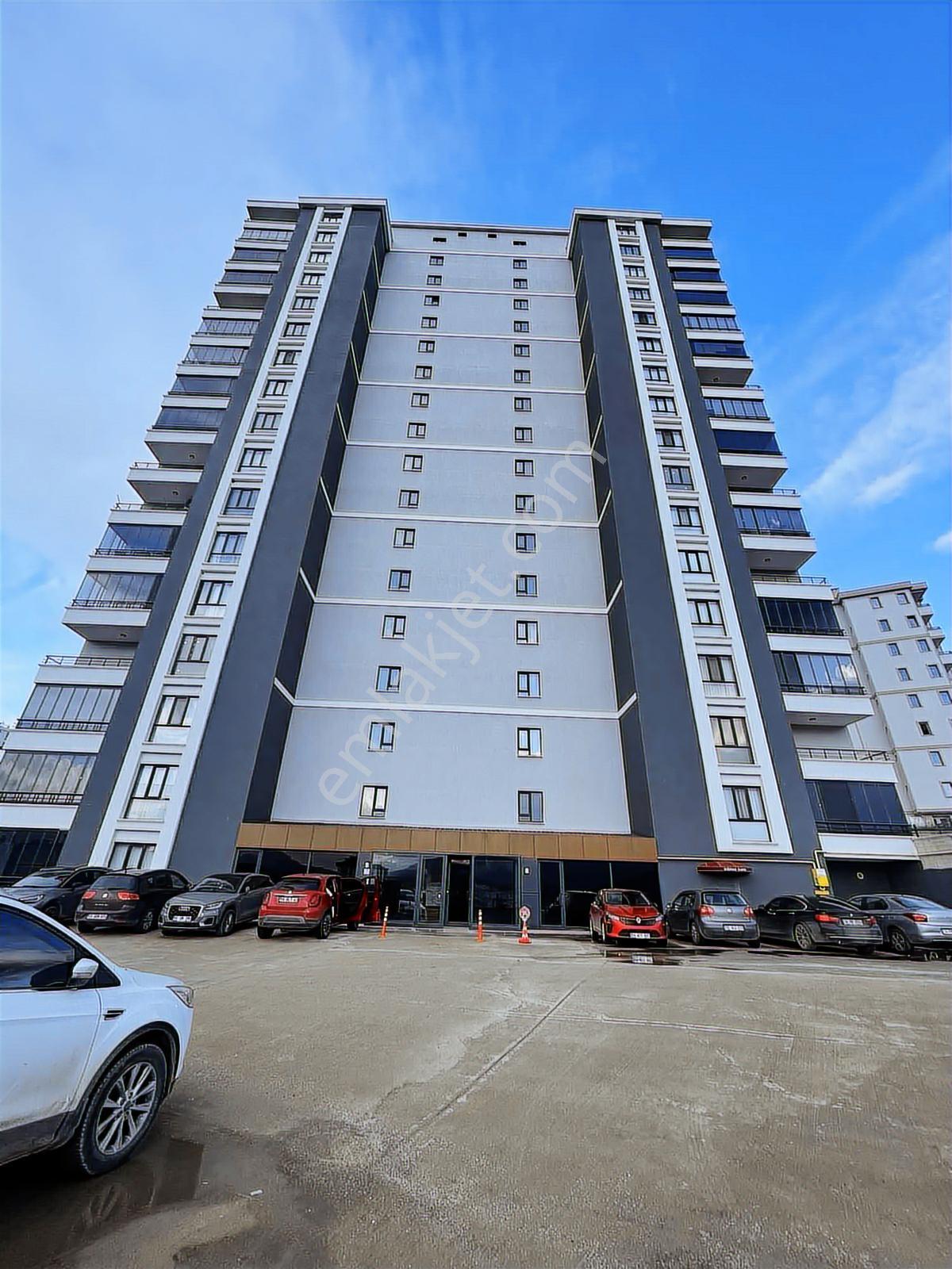 Gökdelenler Bölgesinde Kuzey Towerda 160m2 Net 3+1 Lüks Daire - Görsel 2
