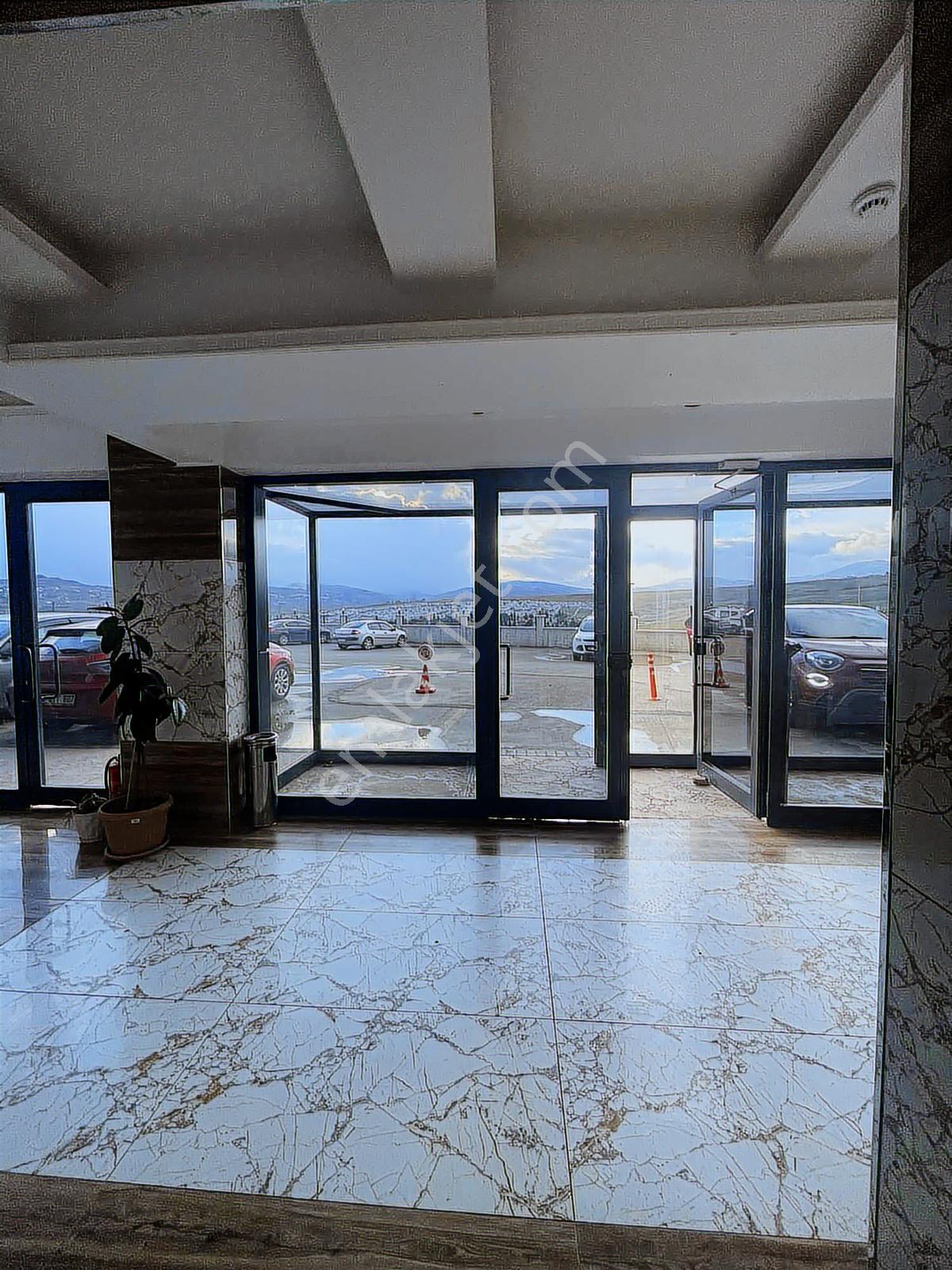 Gökdelenler Bölgesinde Kuzey Towerda 160m2 Net 3+1 Lüks Daire - Görsel 5