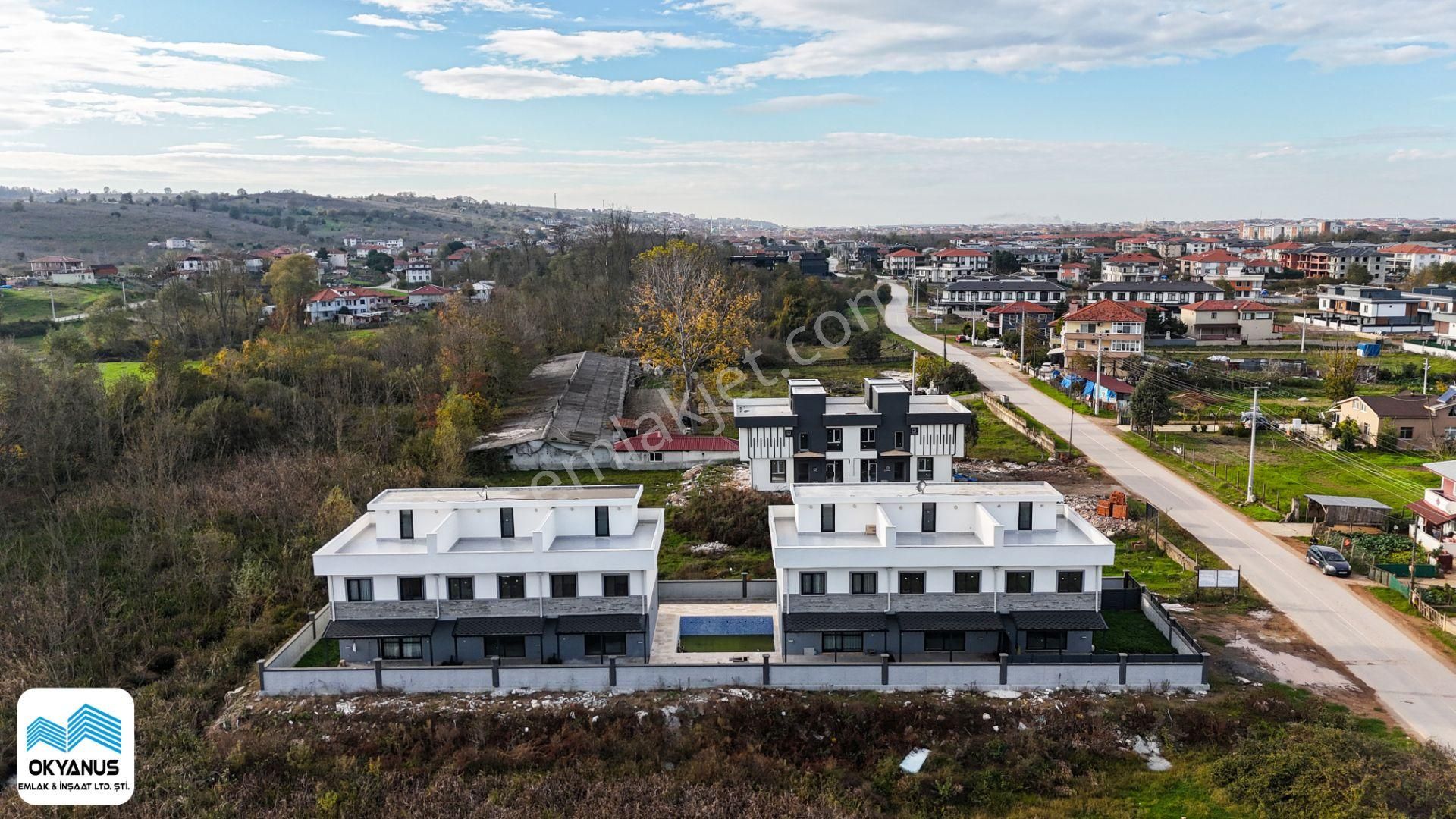 Karasu'da Ortak Havuzlu 2+1 Dubleks Sıfır Villa - Görsel 2