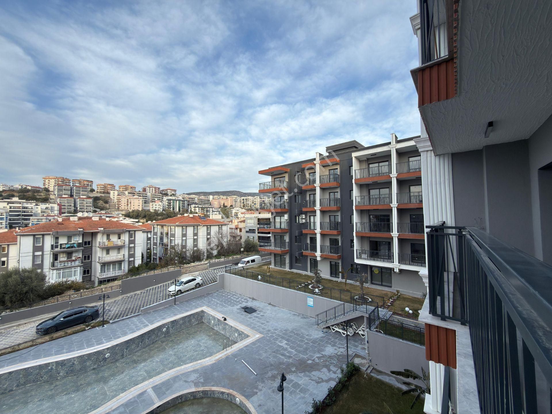 Şok Fiyat ! Kuşadasında Satılık Merkezı Konum-7/24 Güvenlik-havuz-bahçe-kombi-lüx-fırsat Daireler - Görsel 32