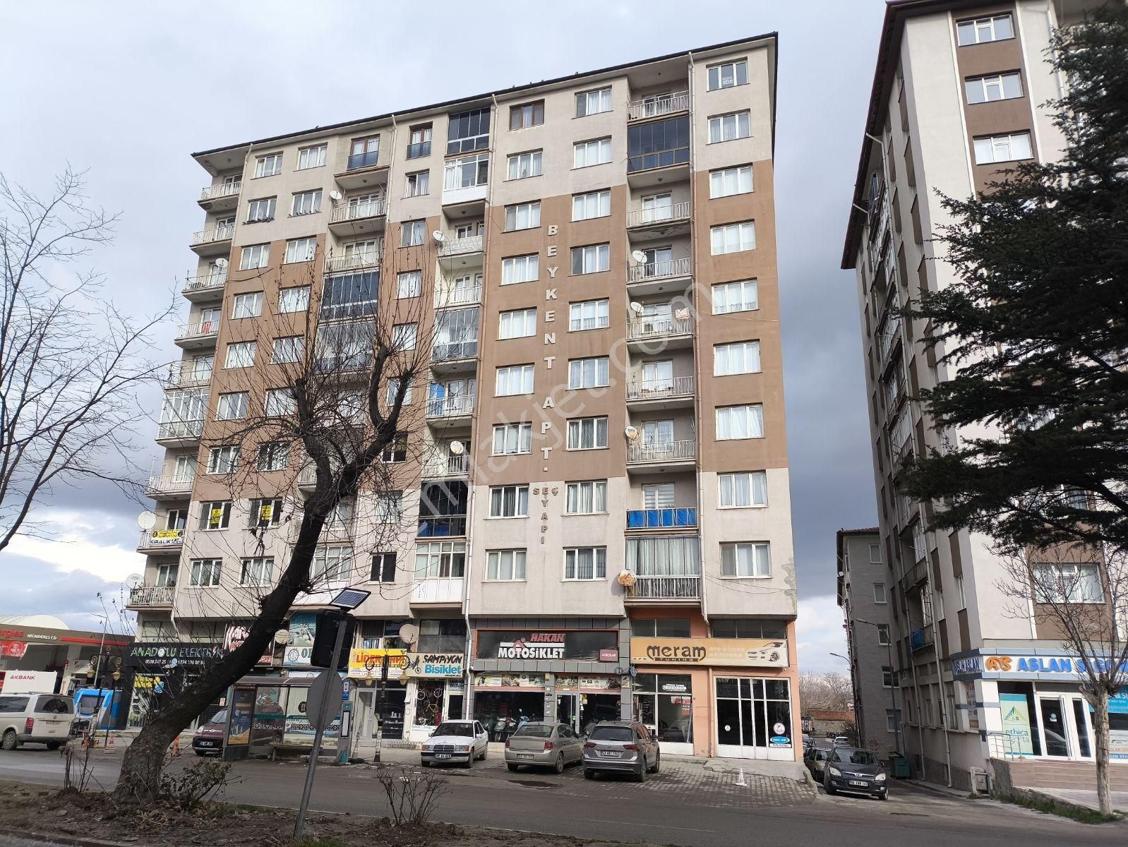 Hg'den Menderes Caddesi Beykent Sitesi