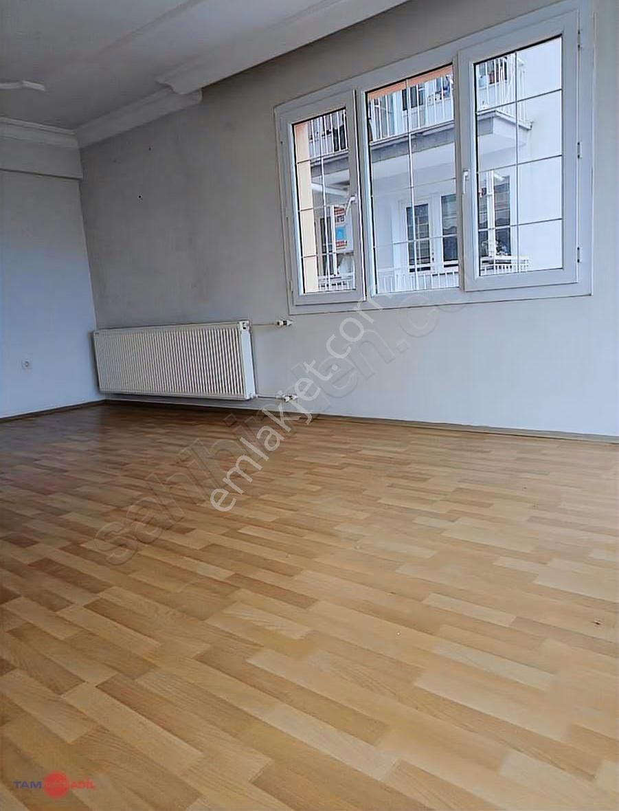 Millet Bahçesi Manzaralı Kiralık 3+1 Daire - Görsel 4