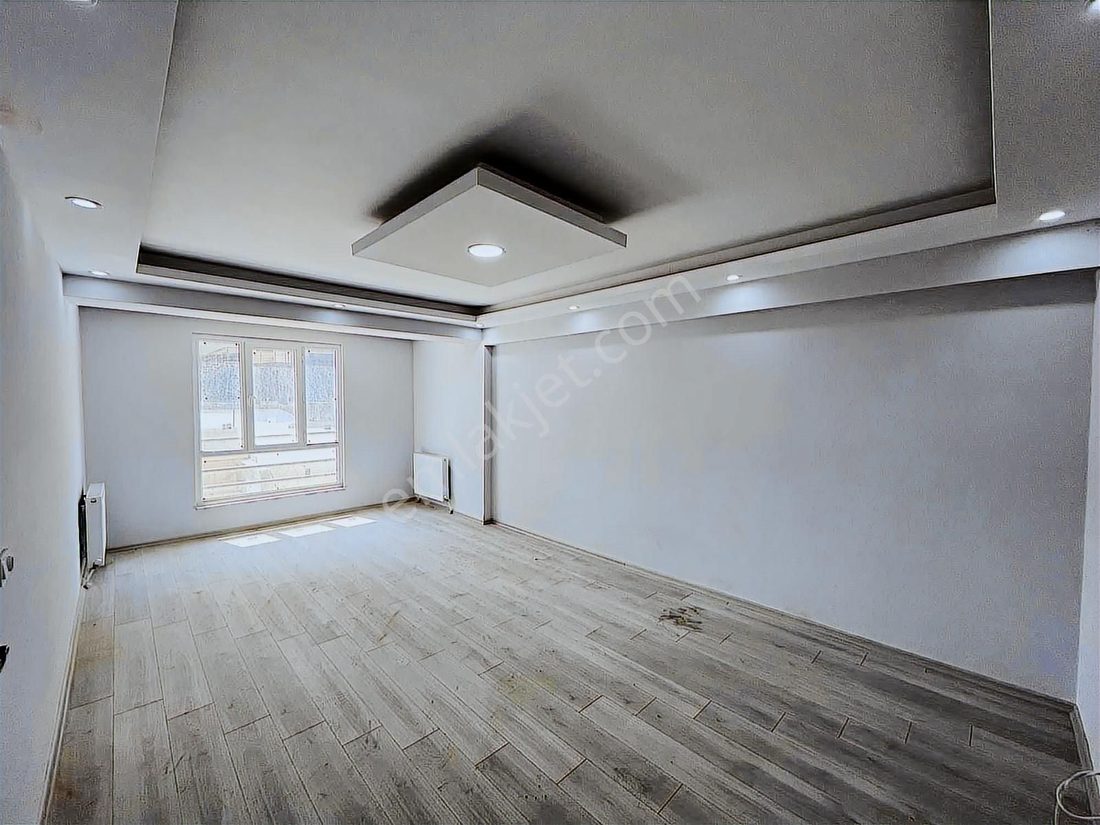 Akdoğanlardan İstasyon Mahallesinde Site İçinde Satılık Lüx2+1