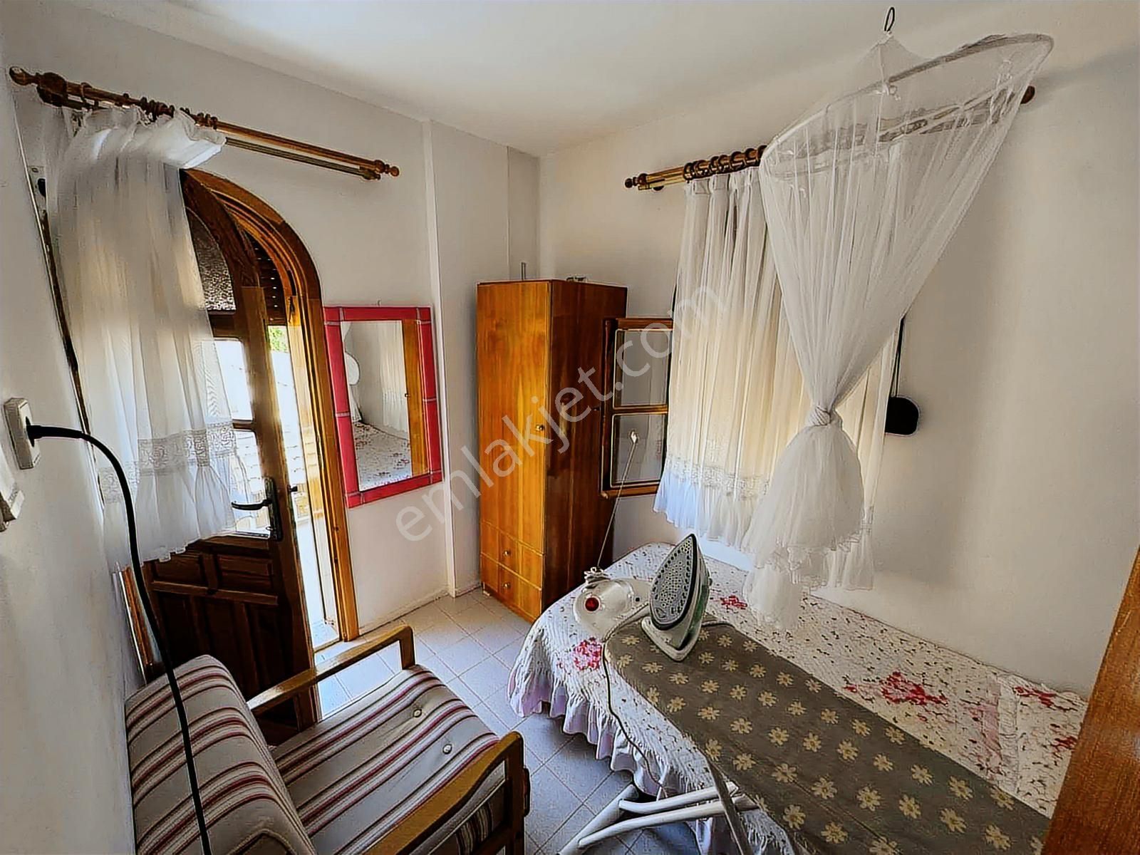 Kuşadası Davutlar'da Denize 80 Mt Mesafede 4+1 Yazlık - Görsel 10