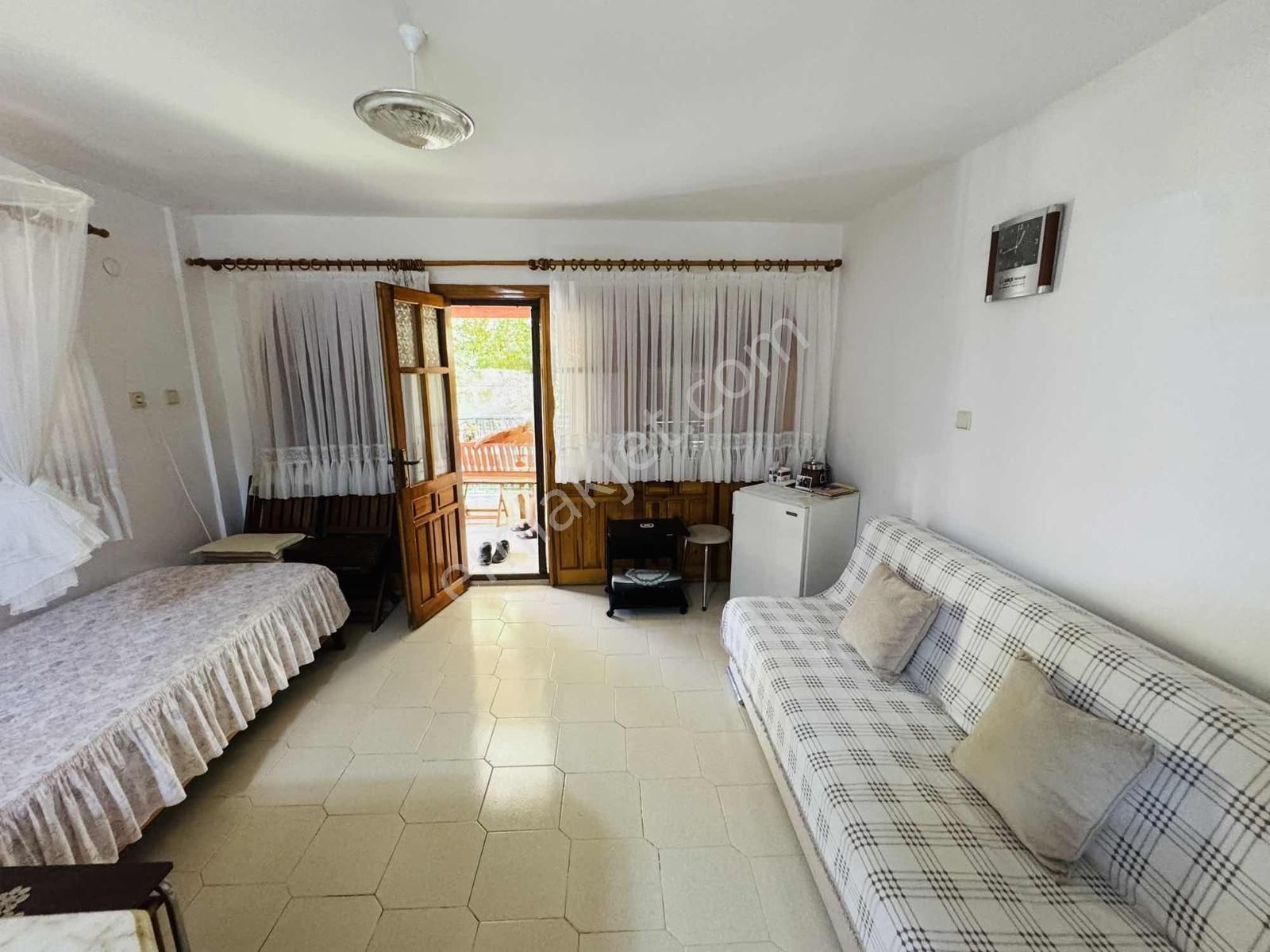 Kuşadası Davutlar'da Denize 80 Mt Mesafede 4+1 Yazlık - Görsel 23