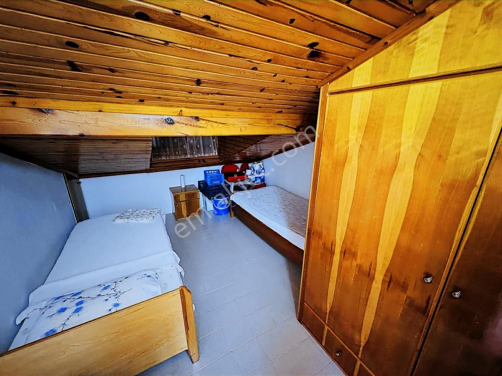 Kuşadası Davutlar'da Denize 80 Mt Mesafede 4+1 Yazlık - Görsel 6