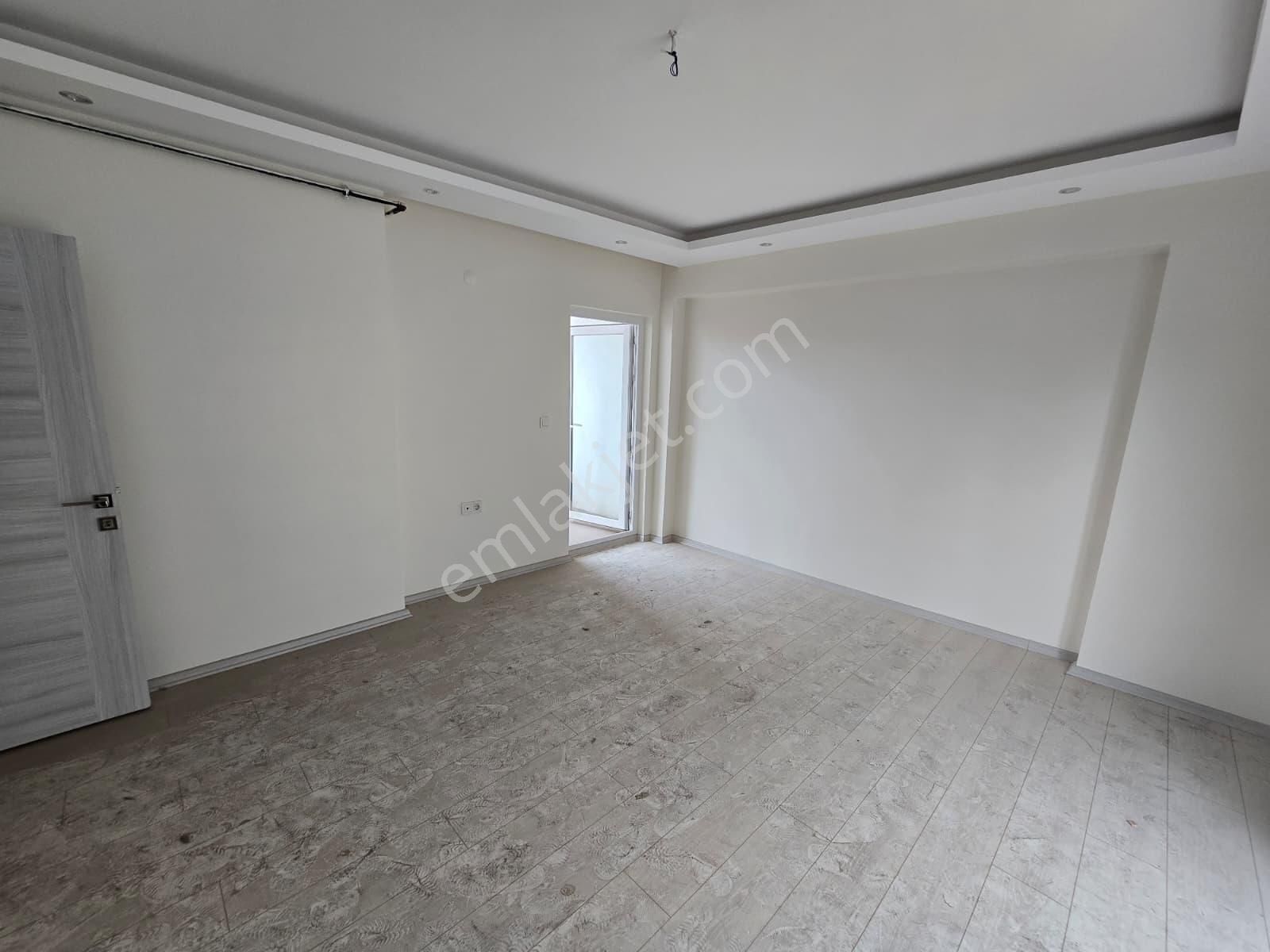 Zenith Real Estate Oruçgazi Mh.'de Kiralık Ayrı Mutfaklı 1+1 - Görsel 17