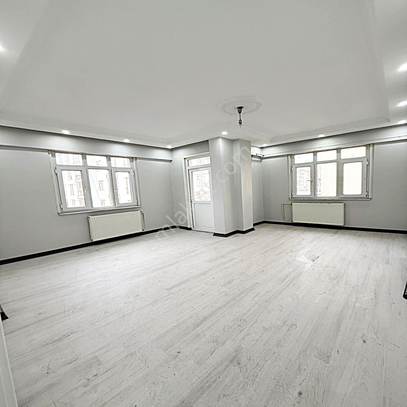 Acil Metrobüse Liseye Yakın Cadde Üzeri 145m2 3+1 Satılık Daire - Görsel 11