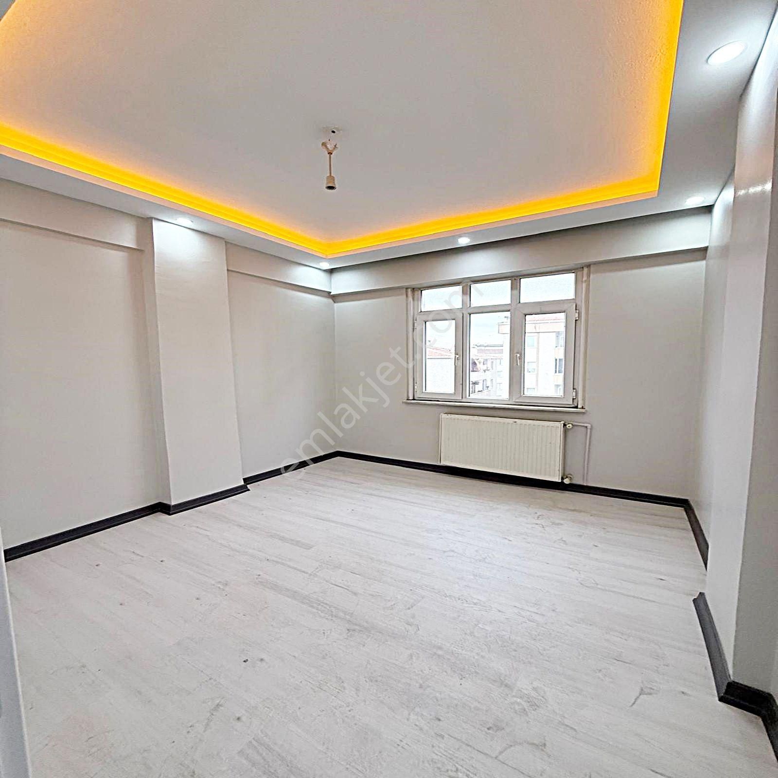 Acil Metrobüse Liseye Yakın Cadde Üzeri 145m2 3+1 Satılık Daire - Görsel 10