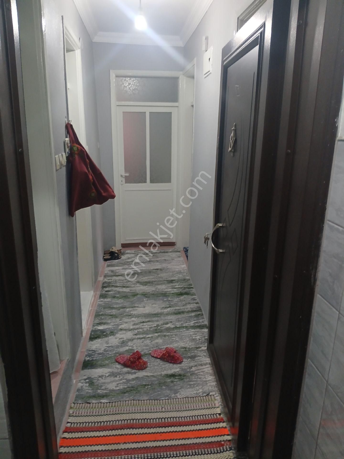 Karbaglar Sariyer Mah De103metre Kare İki Katlı Temiz Müstakil Ev - Görsel 14