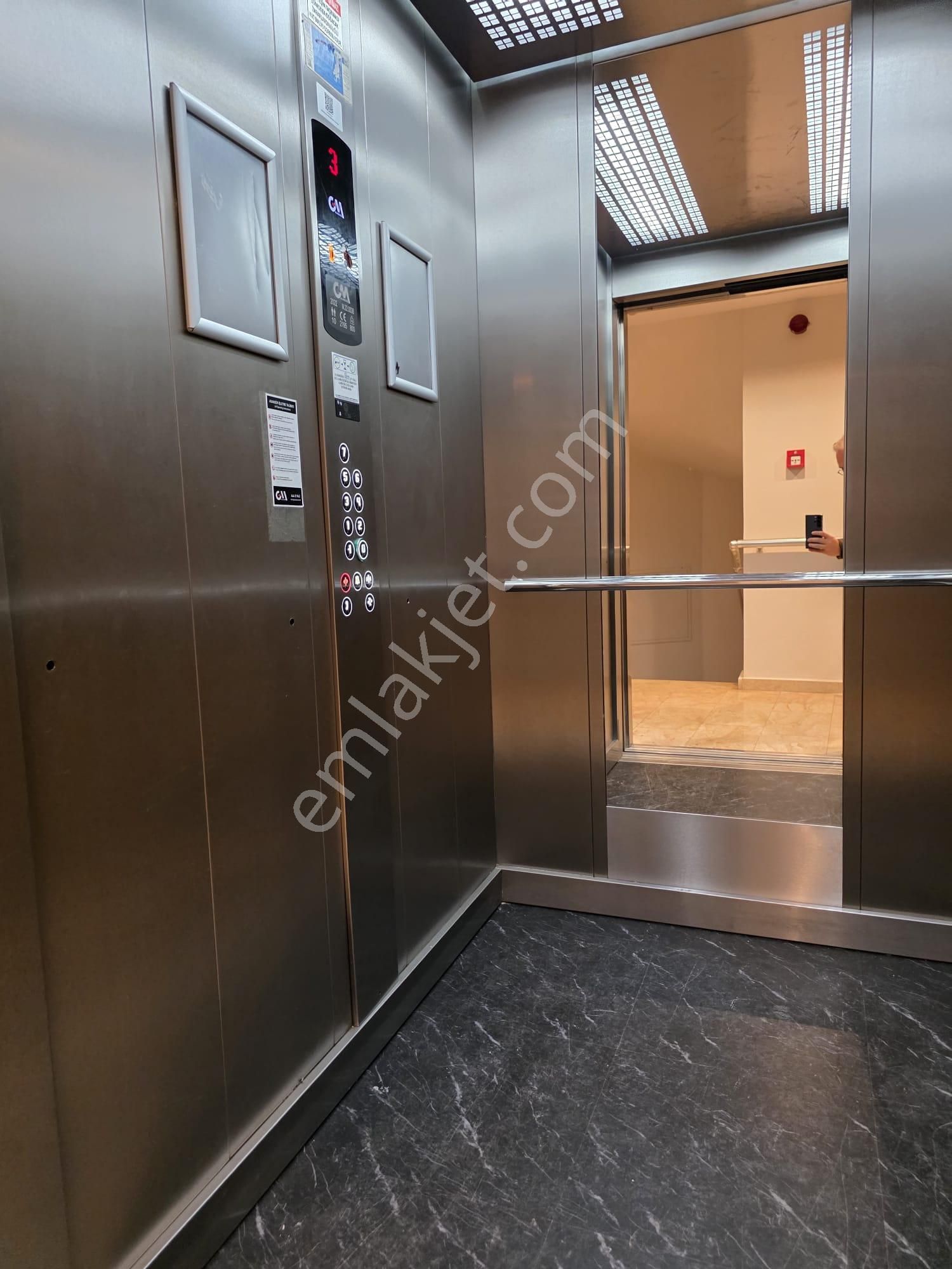 Bostancı Gösteri Merkezi'nin Yanı Başında Yeni Geniş 2+1 Kiralık Daire - Görsel 12