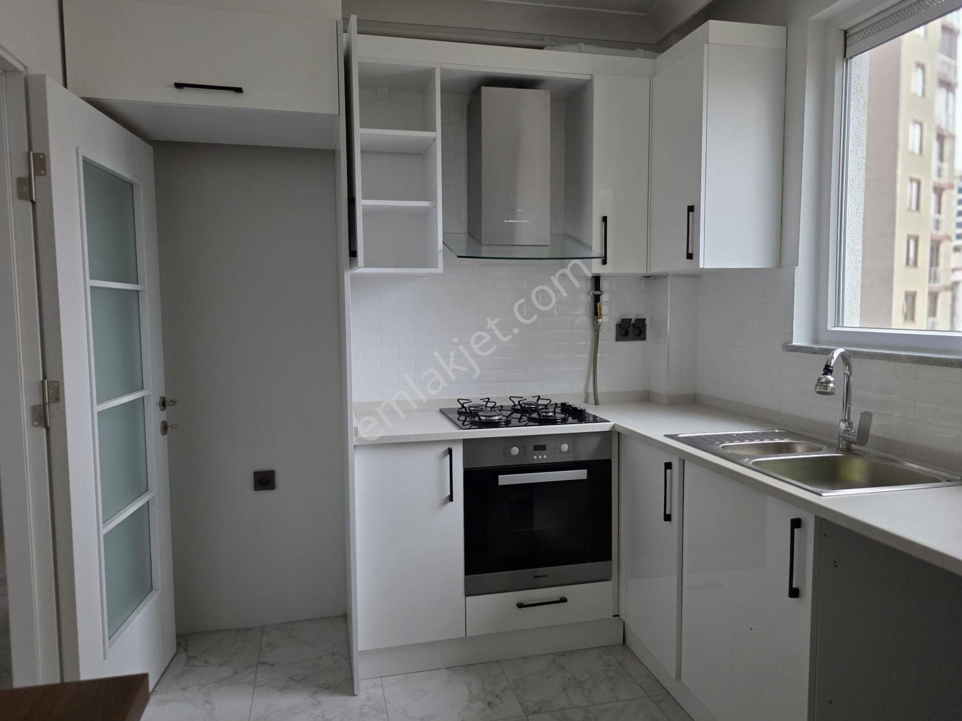 Bostancı Gösteri Merkezi'nin Yanı Başında Yeni Geniş 2+1 Kiralık Daire - Görsel 23