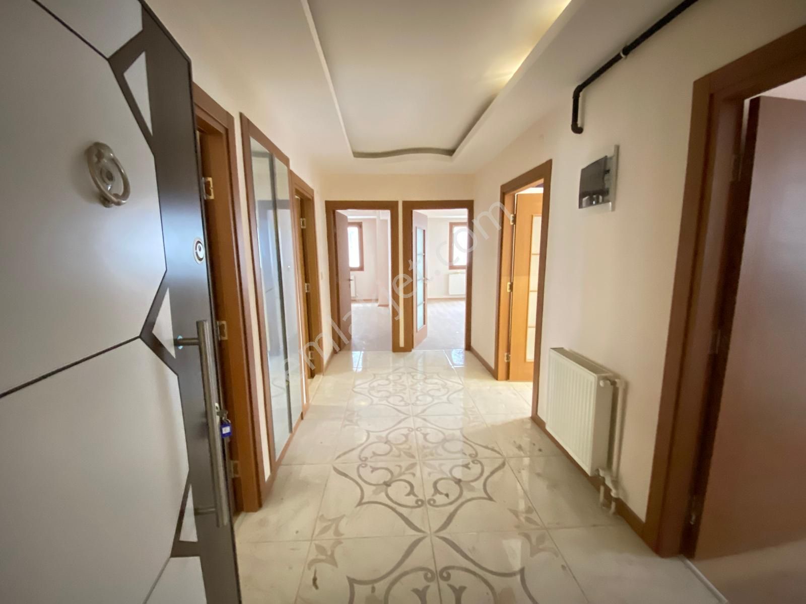 Buca Yenigün Mah Kolej Karşısı Ara Kat Köşe Çift Banyo Asansörlü - Görsel 14