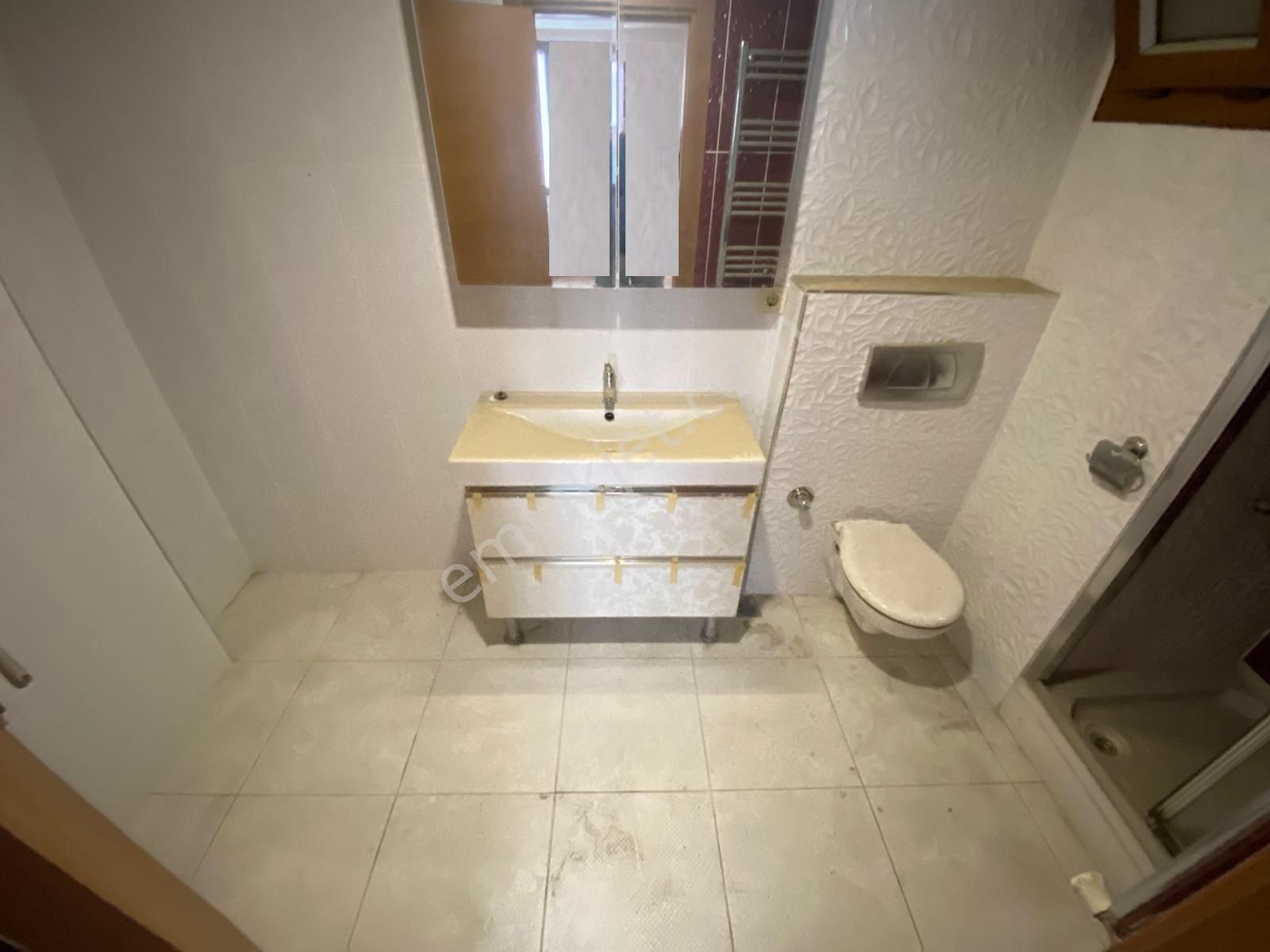 Buca Yenigün Mah Kolej Karşısı Ara Kat Köşe Çift Banyo Asansörlü - Görsel 5