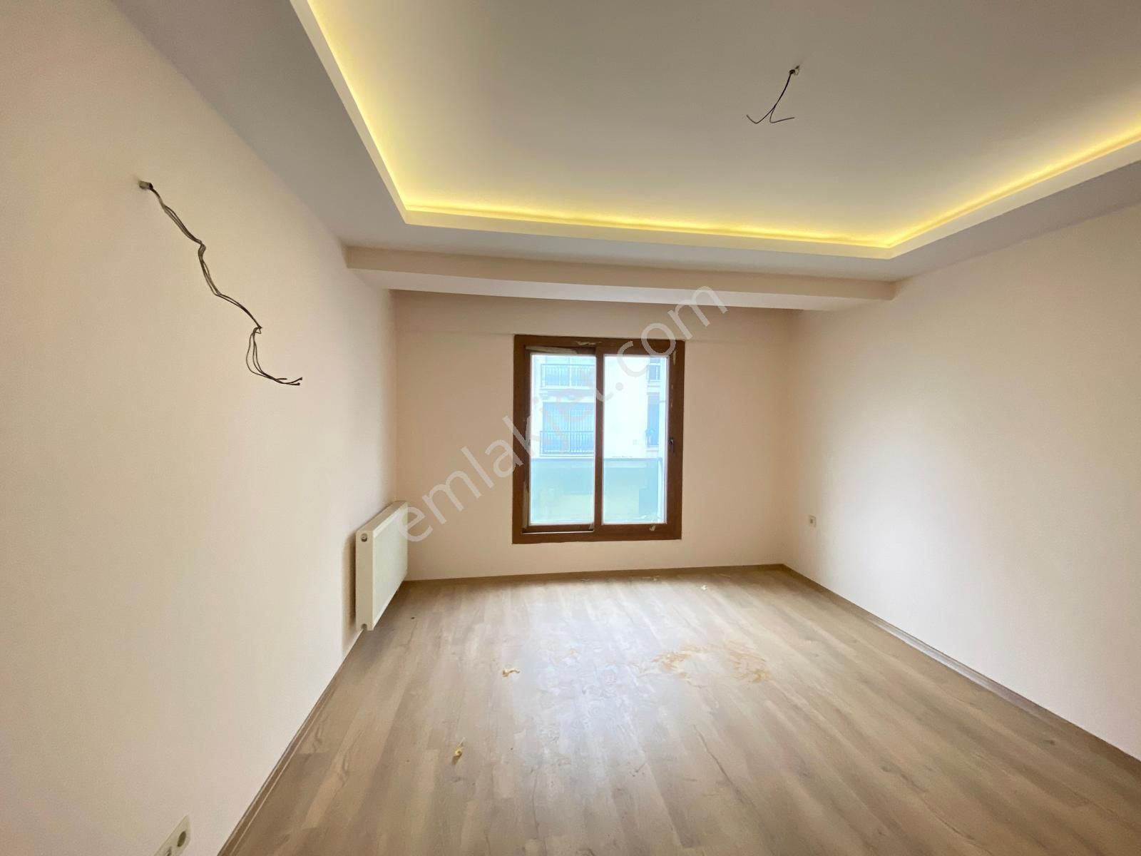 Buca Yenigün Mah Kolej Karşısı Ara Kat Köşe Çift Banyo Asansörlü - Görsel 19