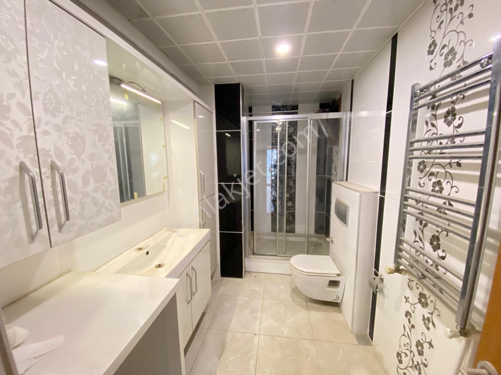 Buca Yenigün Mah Kolej Karşısı Ara Kat Köşe Çift Banyo Asansörlü - Görsel 20