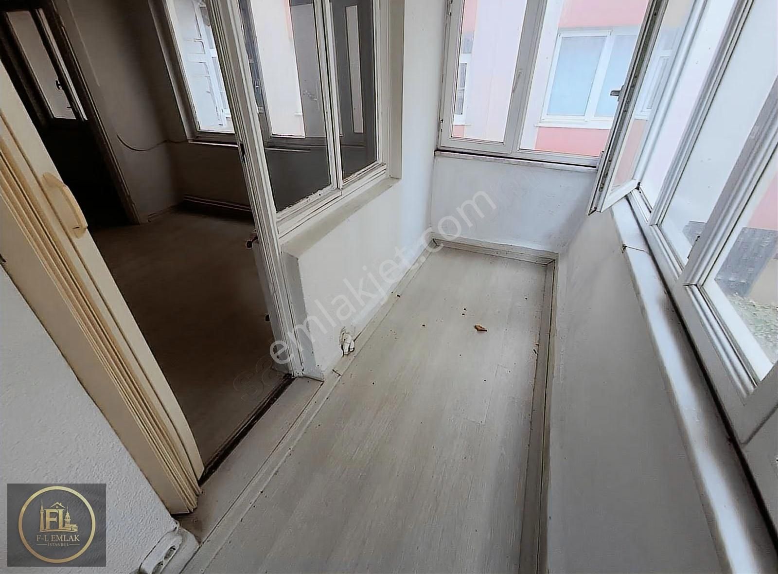 F-l Emlaktan Ümraniye Merkezdesantral Metroya Komşu Arakat Daire - Görsel 11