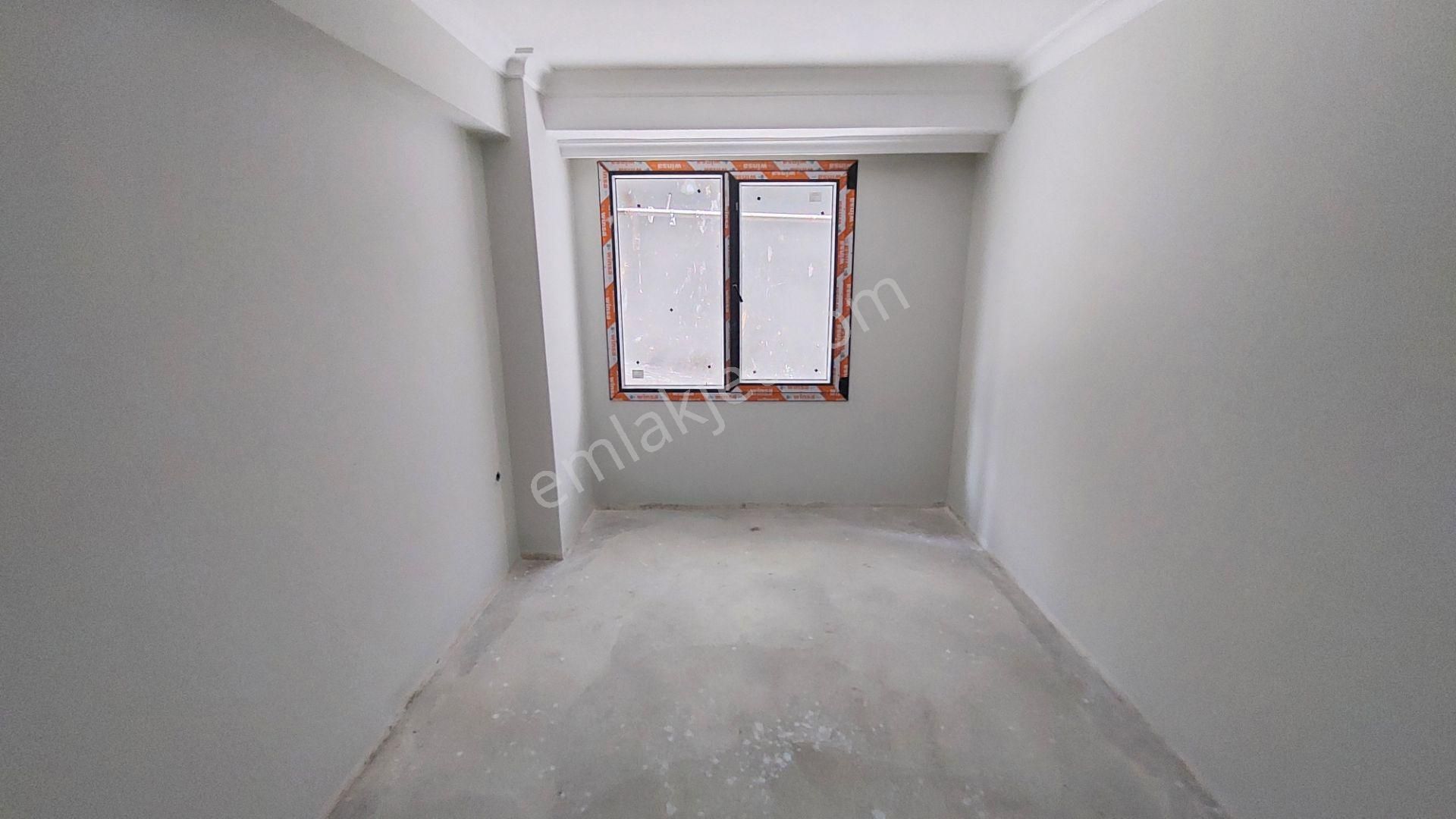 Ersin Emlak İstanbul/4 Katlı *0 Bina* K.otoparklı-asansörlü-3+1 - Görsel 12