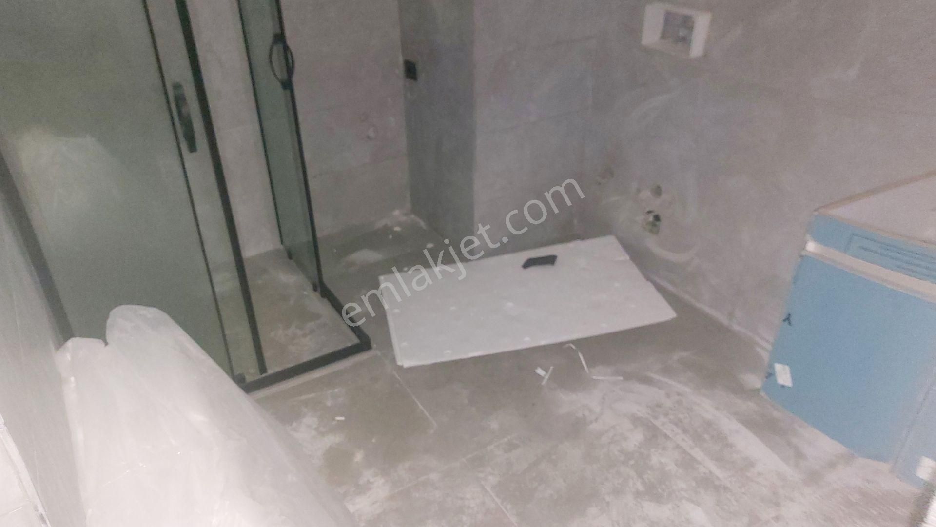 Ersin Emlak İstanbul/4 Katlı *0 Bina* K.otoparklı-asansörlü-3+1 - Görsel 14