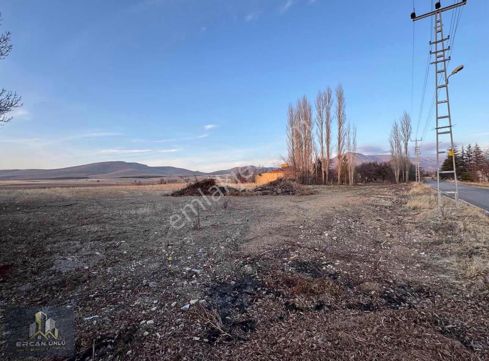 Pazarören Fatih Mah.'de 10.576 M² Müstakil Ev Ve Ahırlı Tarla - Görsel 26