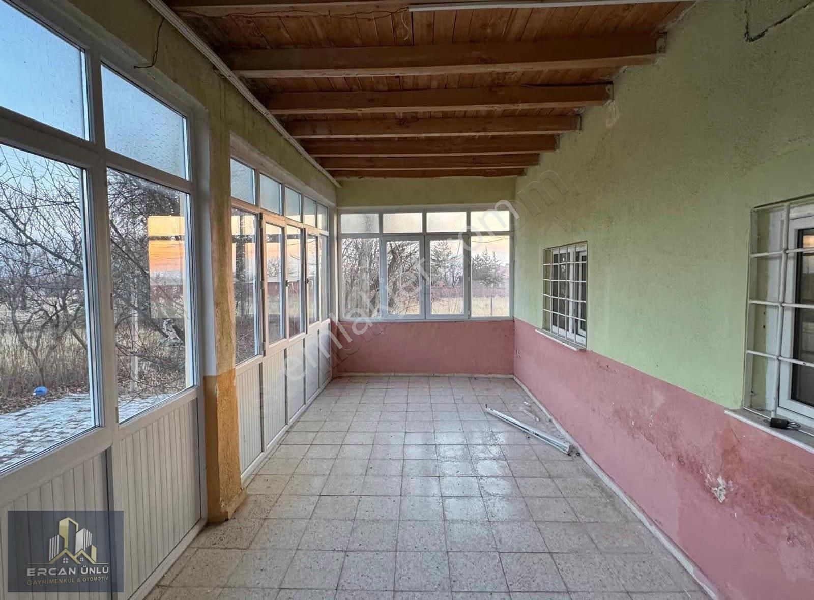 Pazarören Fatih Mah.'de 10.576 M² Müstakil Ev Ve Ahırlı Tarla - Görsel 10