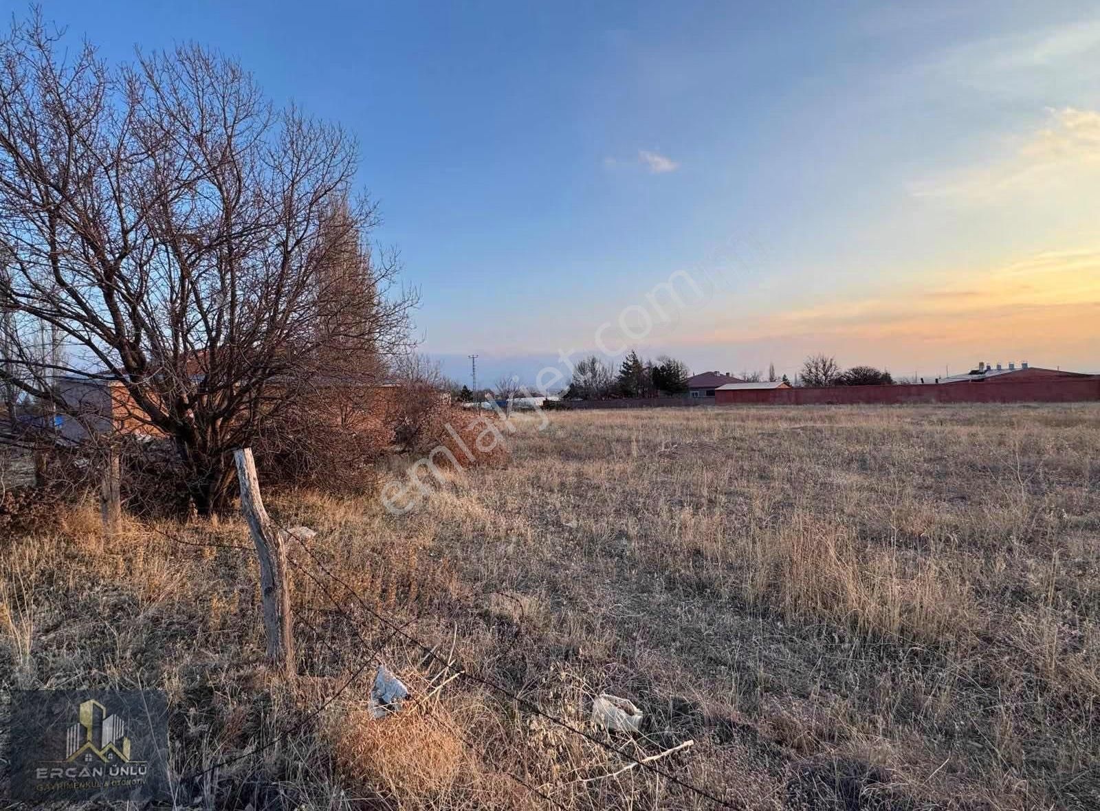 Pazarören Fatih Mah.'de 10.576 M² Müstakil Ev Ve Ahırlı Tarla - Görsel 14