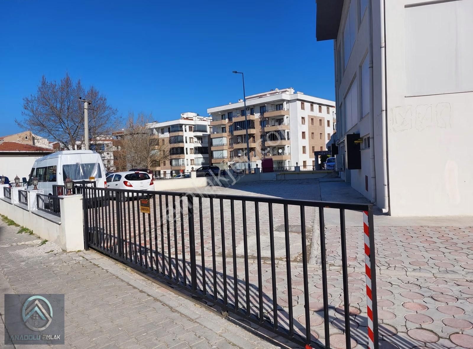 1+1 Ayrı Mutfaklı Geniş Balkonlu Kepez İzmir Yolu Üzeri - Görsel 16