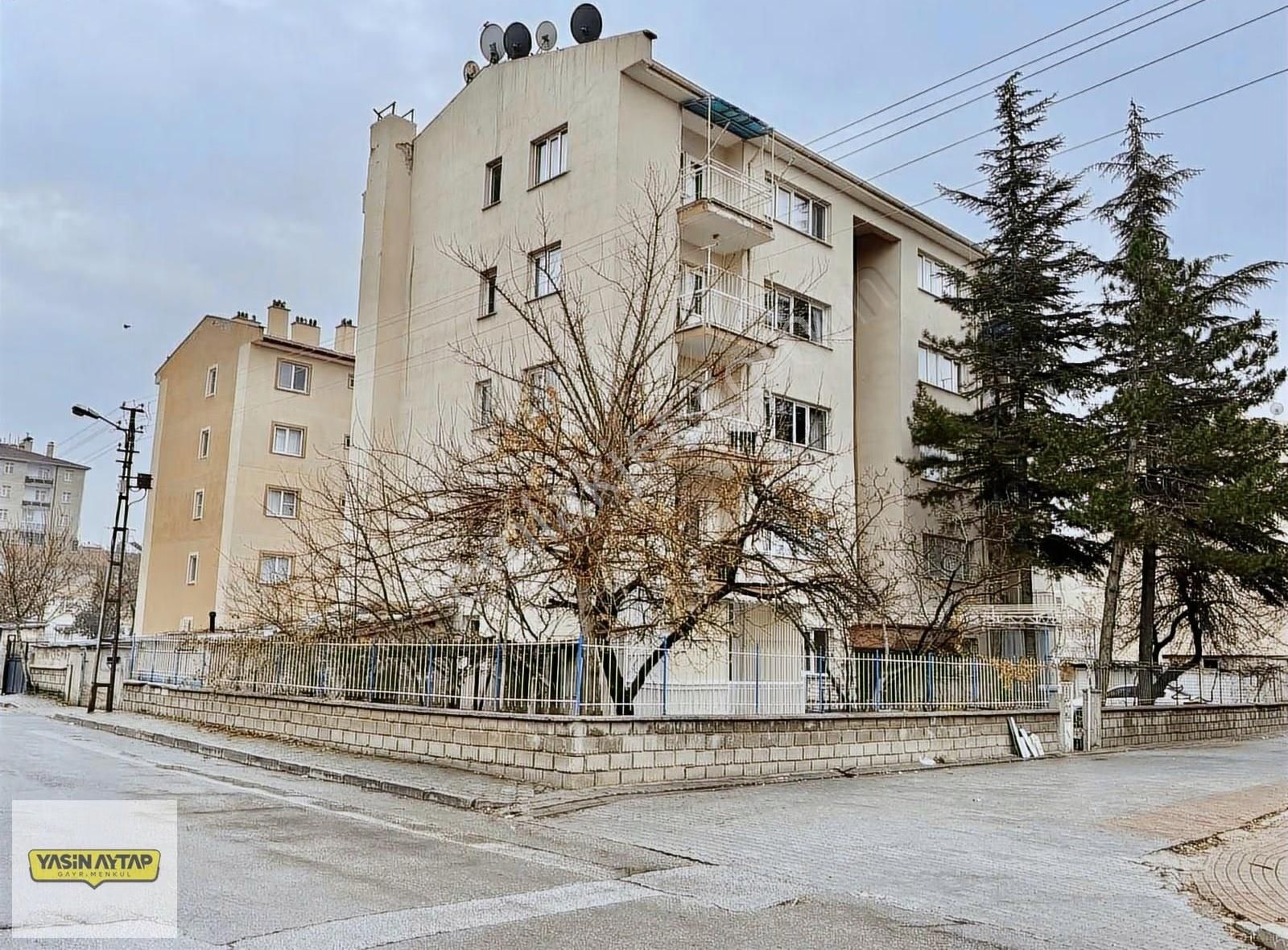 Malazgirt Mah. Emin Evime Uygun Bakımlı Satılık 3+1 Geniş Daire - Görsel 15