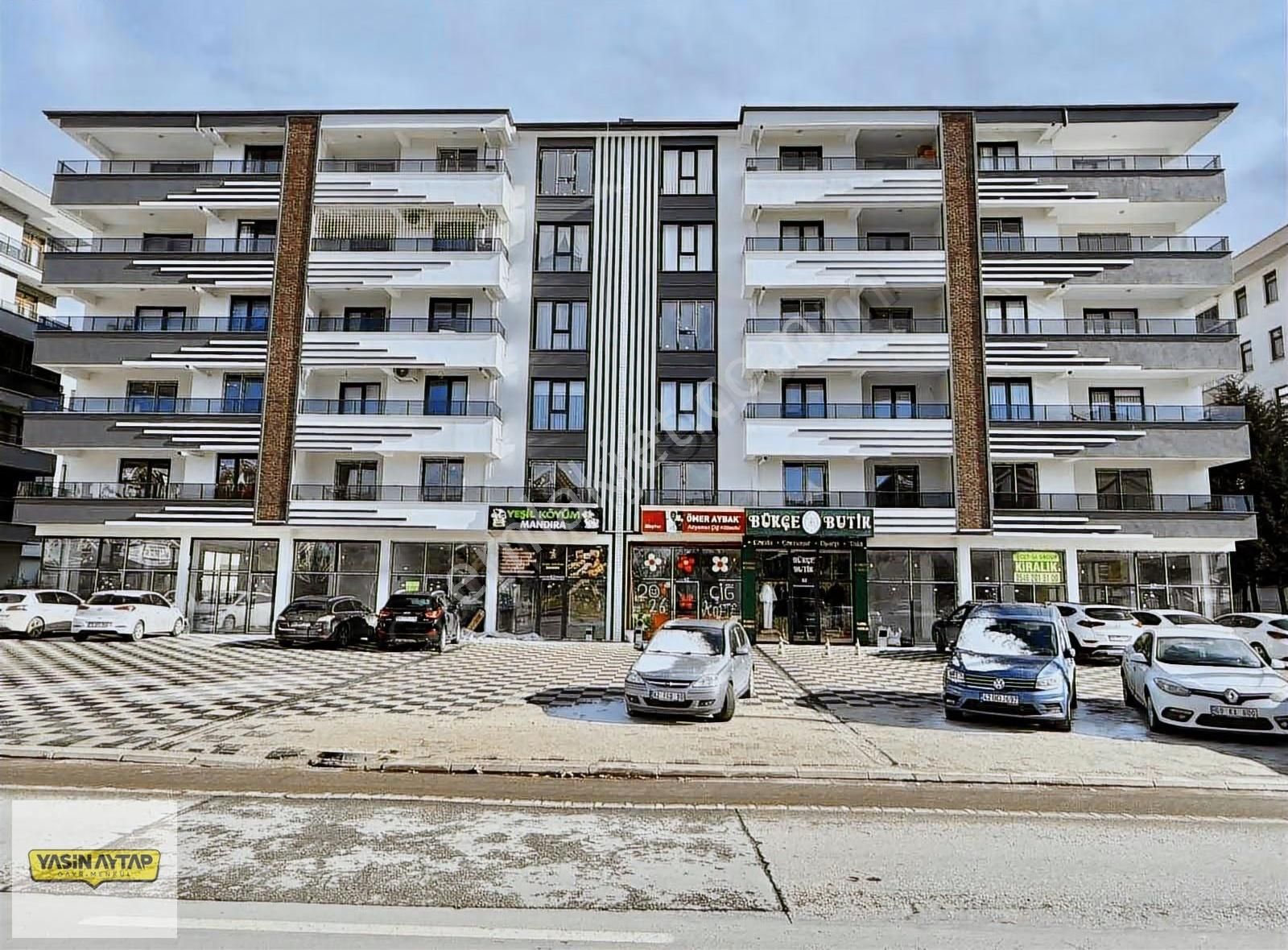 Hacıveyiszade Mah. Ali Ulvi Kurucu Cad. Satılık Sıfır 3+1 Daire - Görsel 17