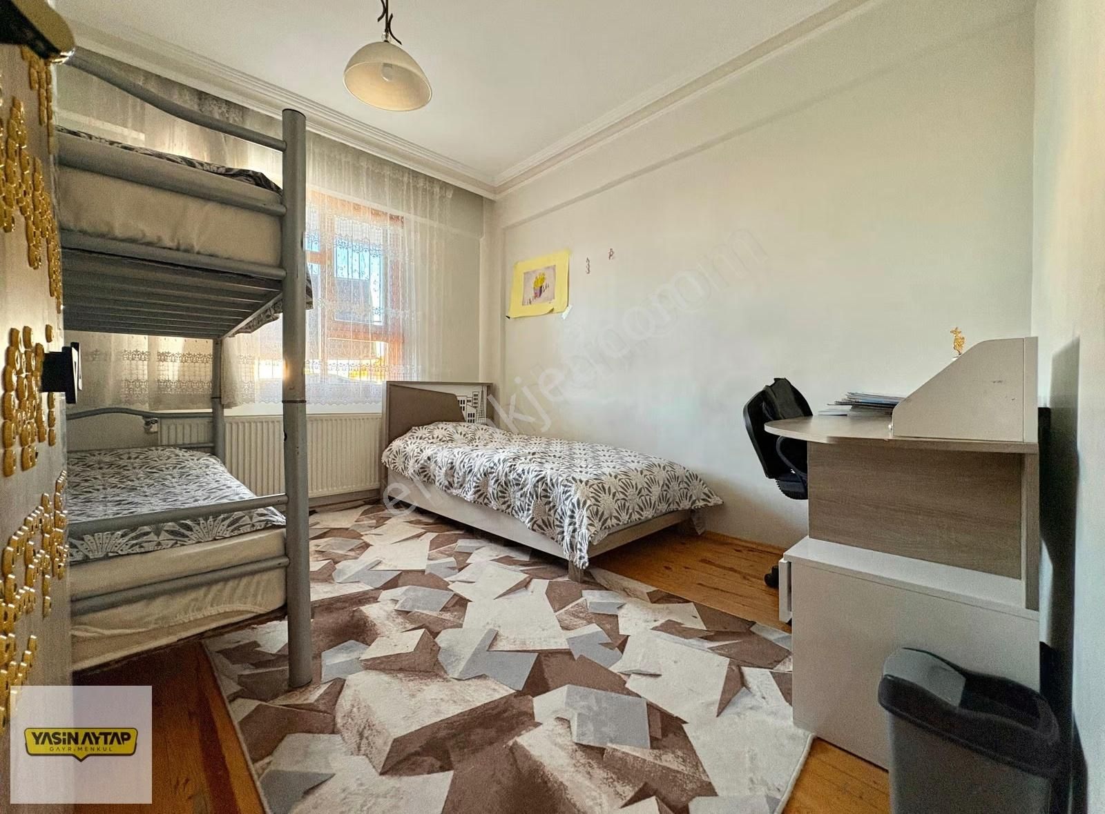 Selçuklu Bedir Mah. Bakımlı, Ara Kat 4+1 Daire!!! - Görsel 13