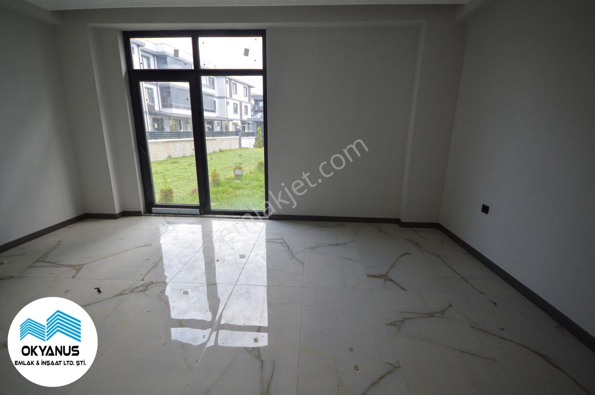 Sakarya Karasu'da Ortak Havuzlu Müstakil Bahçeli 3+1 Modern Villa - Görsel 12