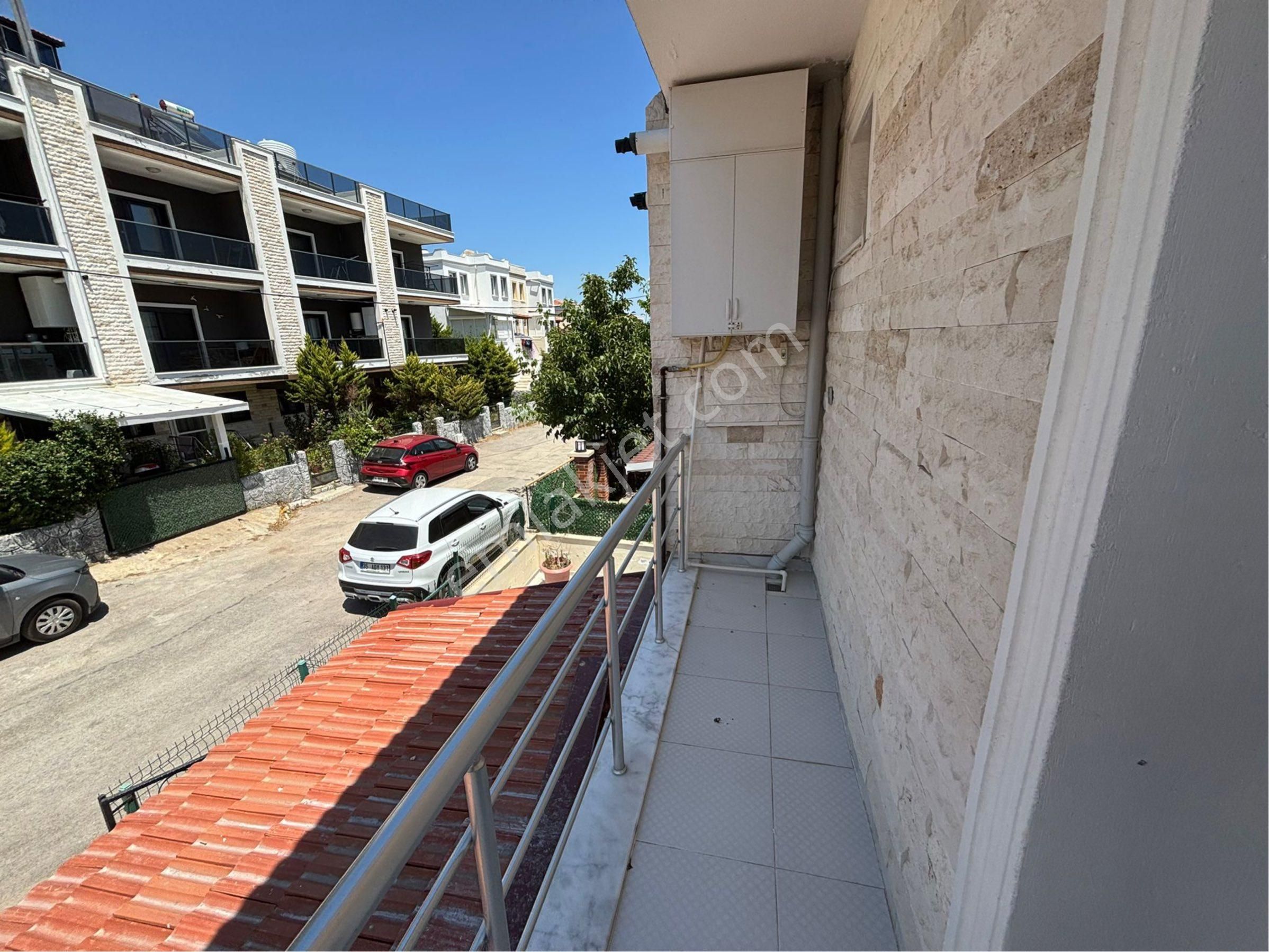 Sahibinden Acill Satılık.!!! Yeni Foça’da 4+1 Tripleks Lüks Villa Deniz Manzaralı - Görsel 22