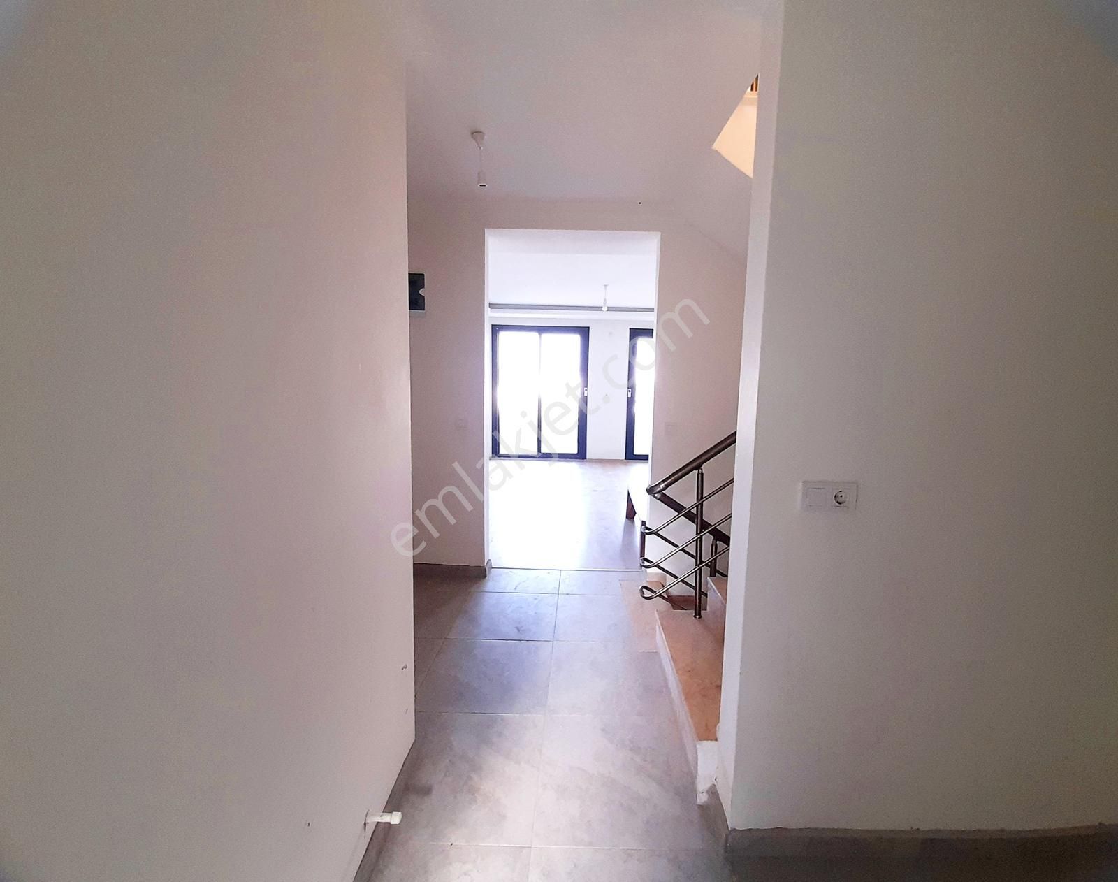 Rw Nefes' Ten Her Kattan Deniz Manzaralı Tripleks Fırsat Villa - Görsel 15