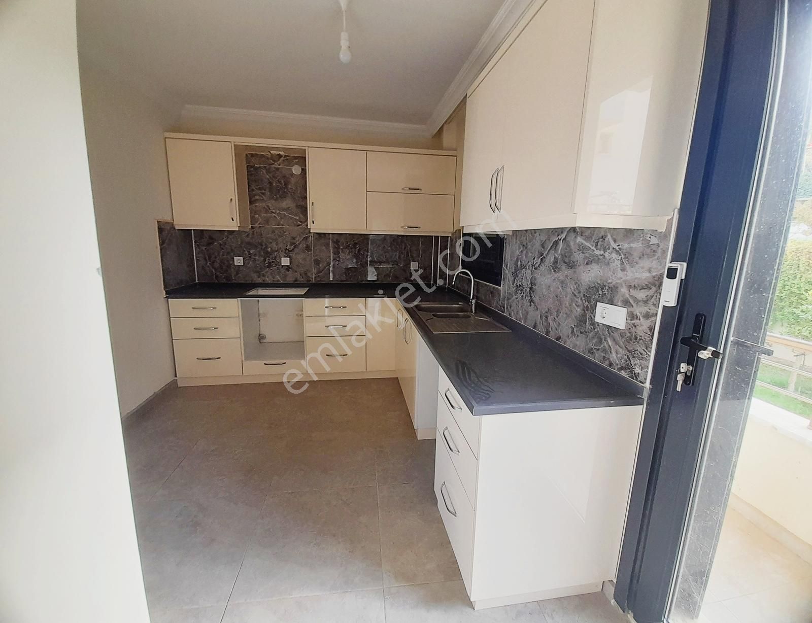 Rw Nefes' Ten Her Kattan Deniz Manzaralı Tripleks Fırsat Villa - Görsel 13