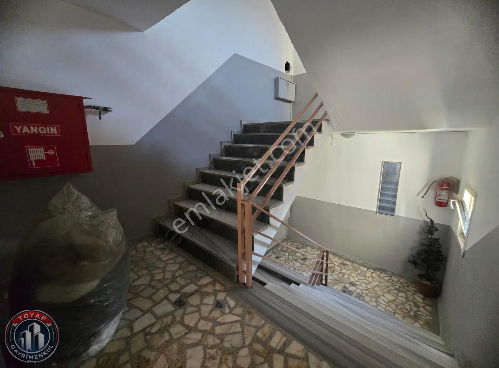 Toyap İnşaattan Cebeci De Kiralık 1250m2 2 Katan Uluşuyor Dükkan - Görsel 30