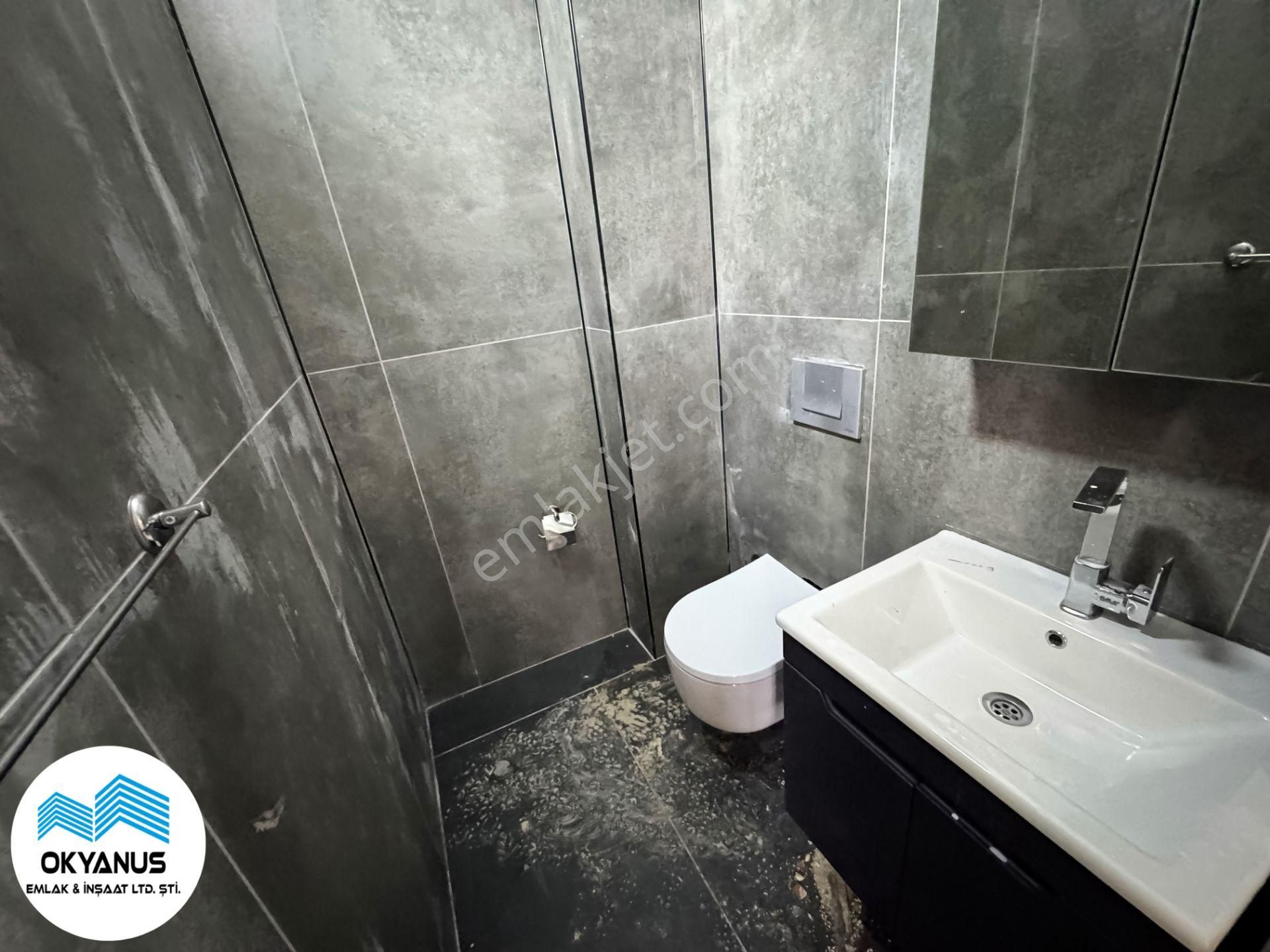 Karasuda Geniş Bahçe Kullanımlı Modern Yapılı 3+1 Sıfır Villa - Görsel 15