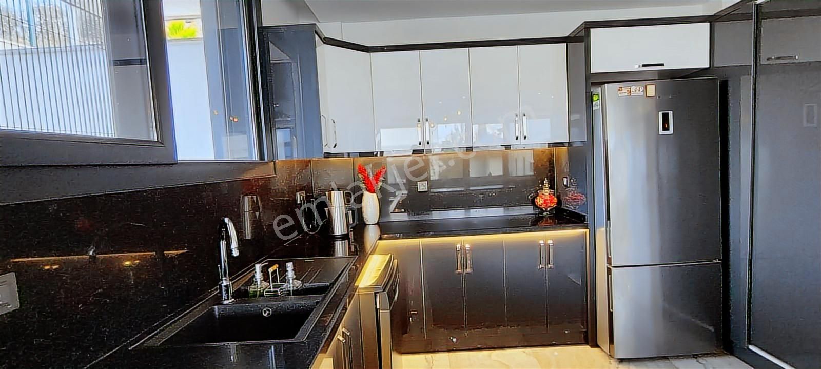 Rw Nefes' Ten Pelitköy' De Emsalsiz Full Deniz Manzaralı Villa - Görsel 27