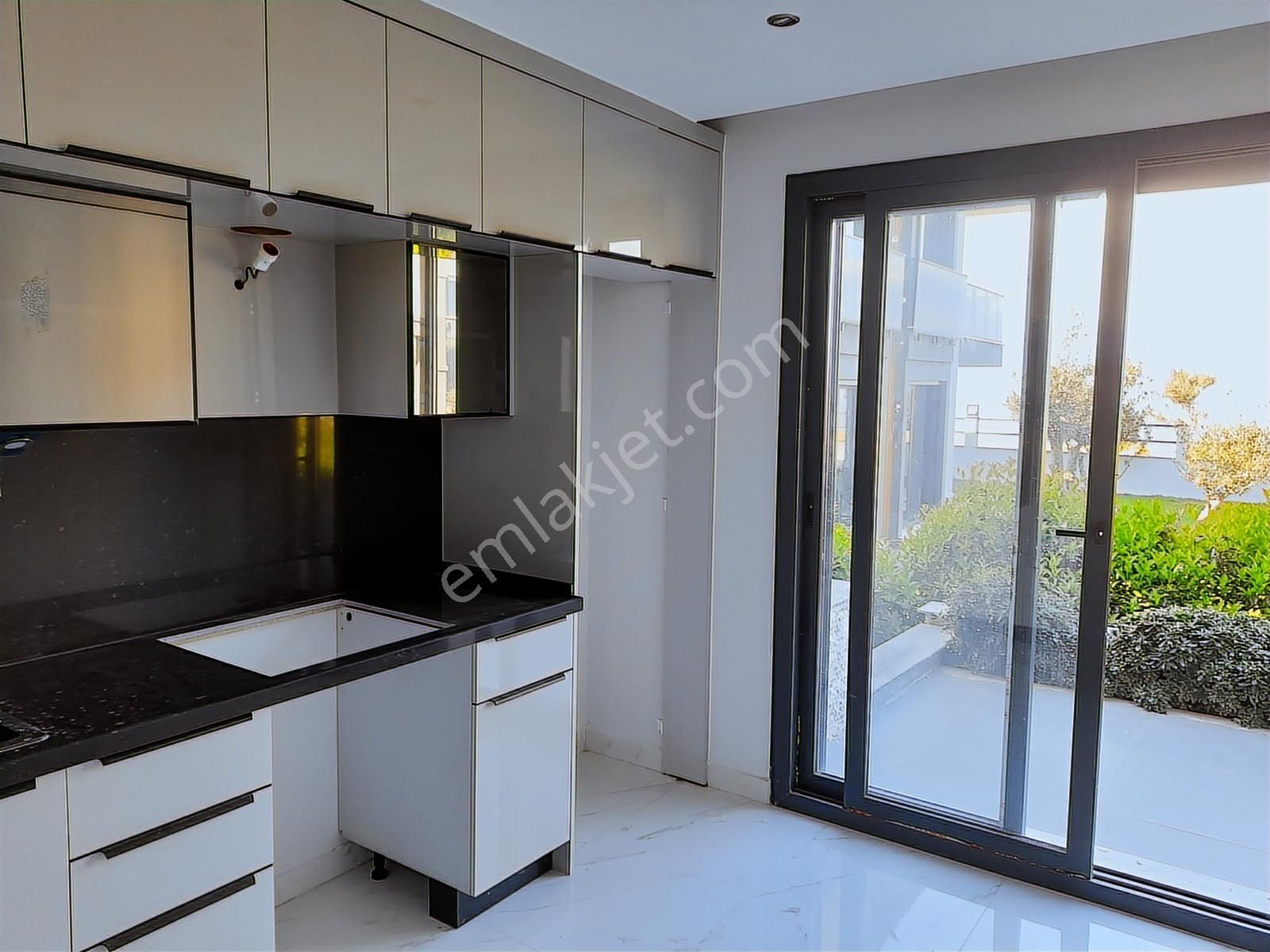 Rw Nefes' Ten Pelitköy' De Denize Sıfır Ultra Lüks Villa - Görsel 6