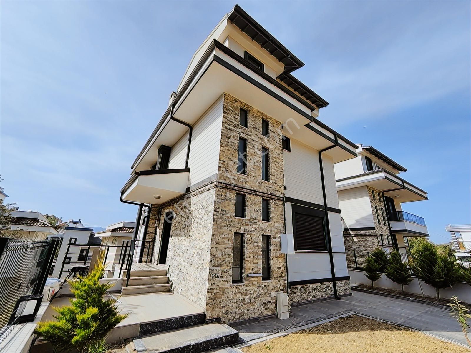 Rw Nefes' Ten Pelitköy' De Tam Müstakil Deniz Manzaralı Villa - Görsel 21