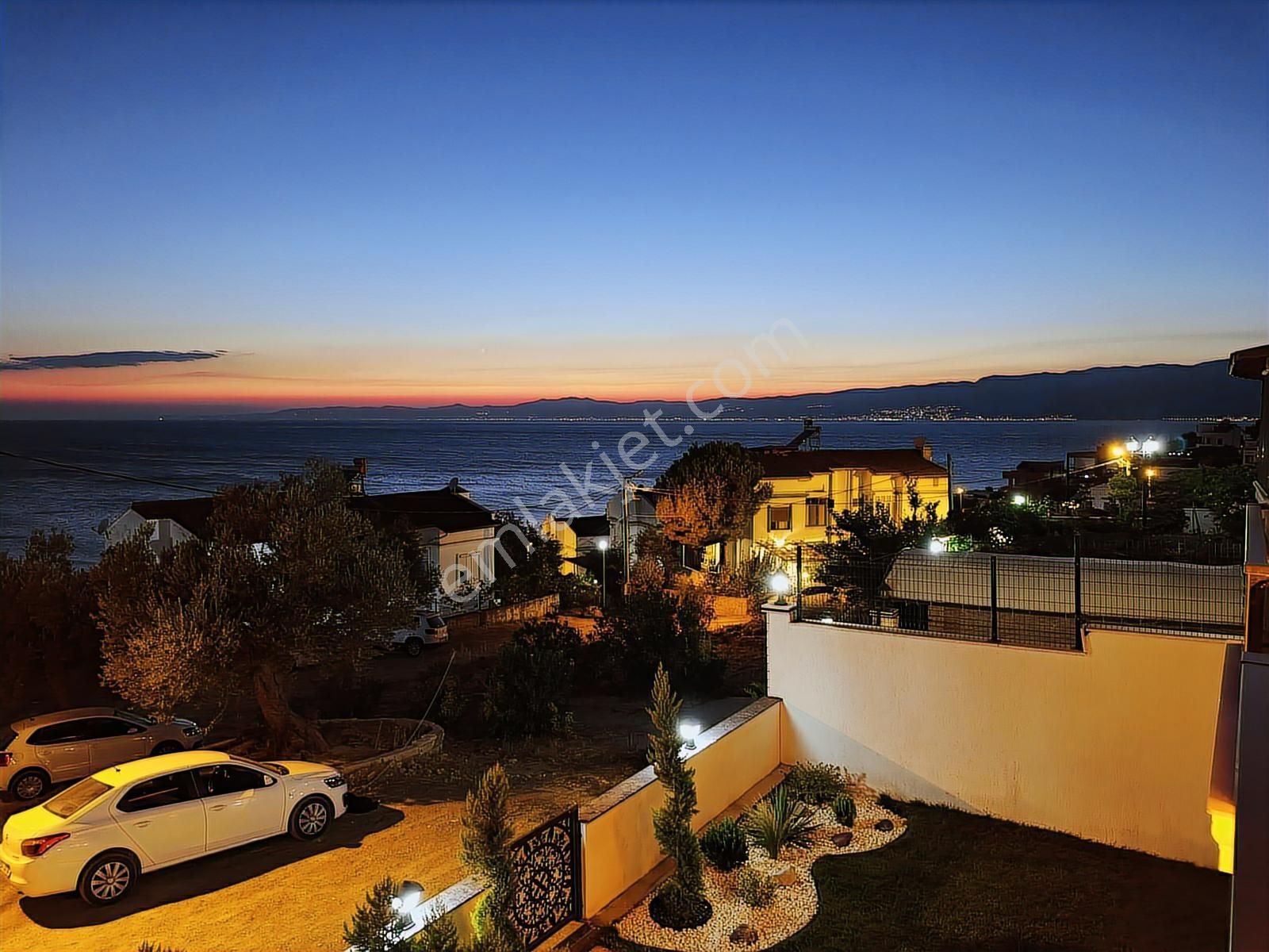 Rw Nefes'ten Pelitköy Sahilinin En Gözde Villası - Görsel 28