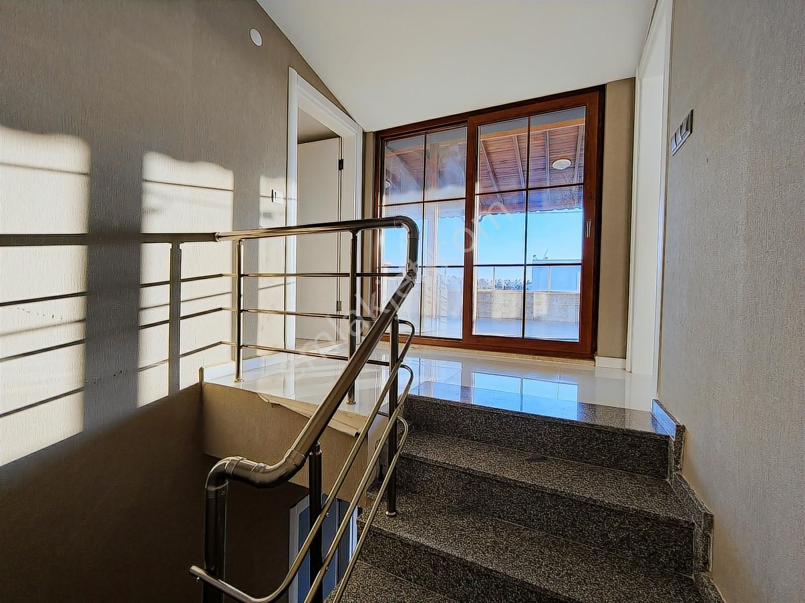 Rw Nefes' Ten Pelitköy' De Emsalsiz Full Deniz Manzaralı Villa - Görsel 11