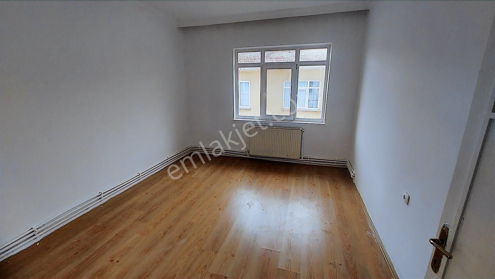 Tepebaşı Mahallesi Çaldağ Sokak 3+1 Kiralık Daire(boyası Yeni) - Görsel 6