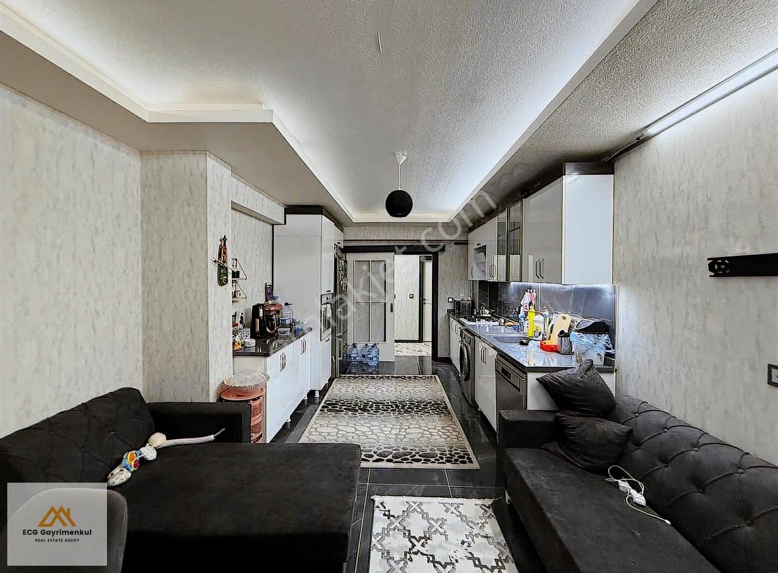 Ecg'den; Sıfır Sitede Çok Geniş Teras Balkonlu Süper Uygun Daire - Görsel 21