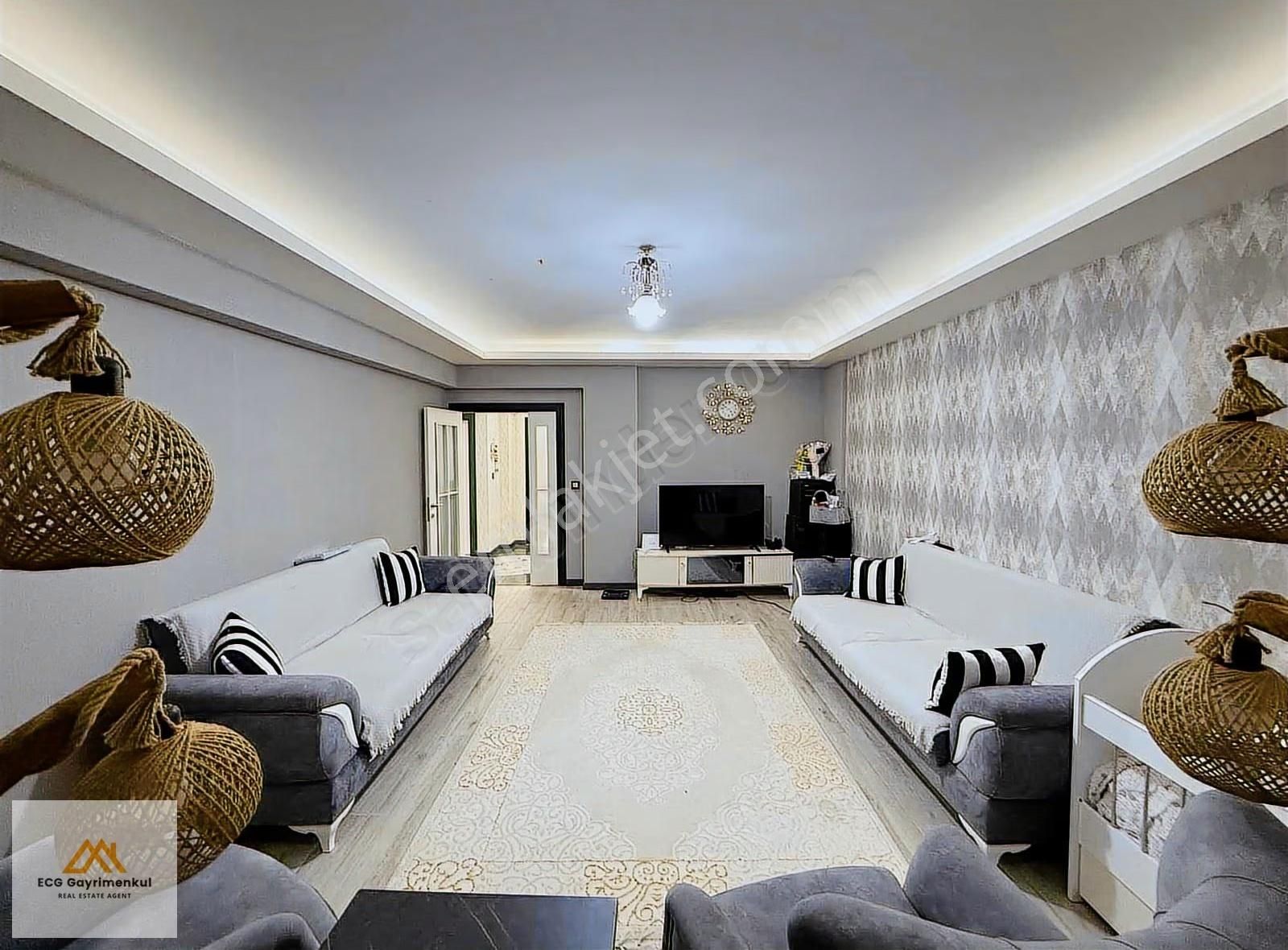 Ecg'den; Sıfır Sitede Çok Geniş Teras Balkonlu Süper Uygun Daire - Görsel 17